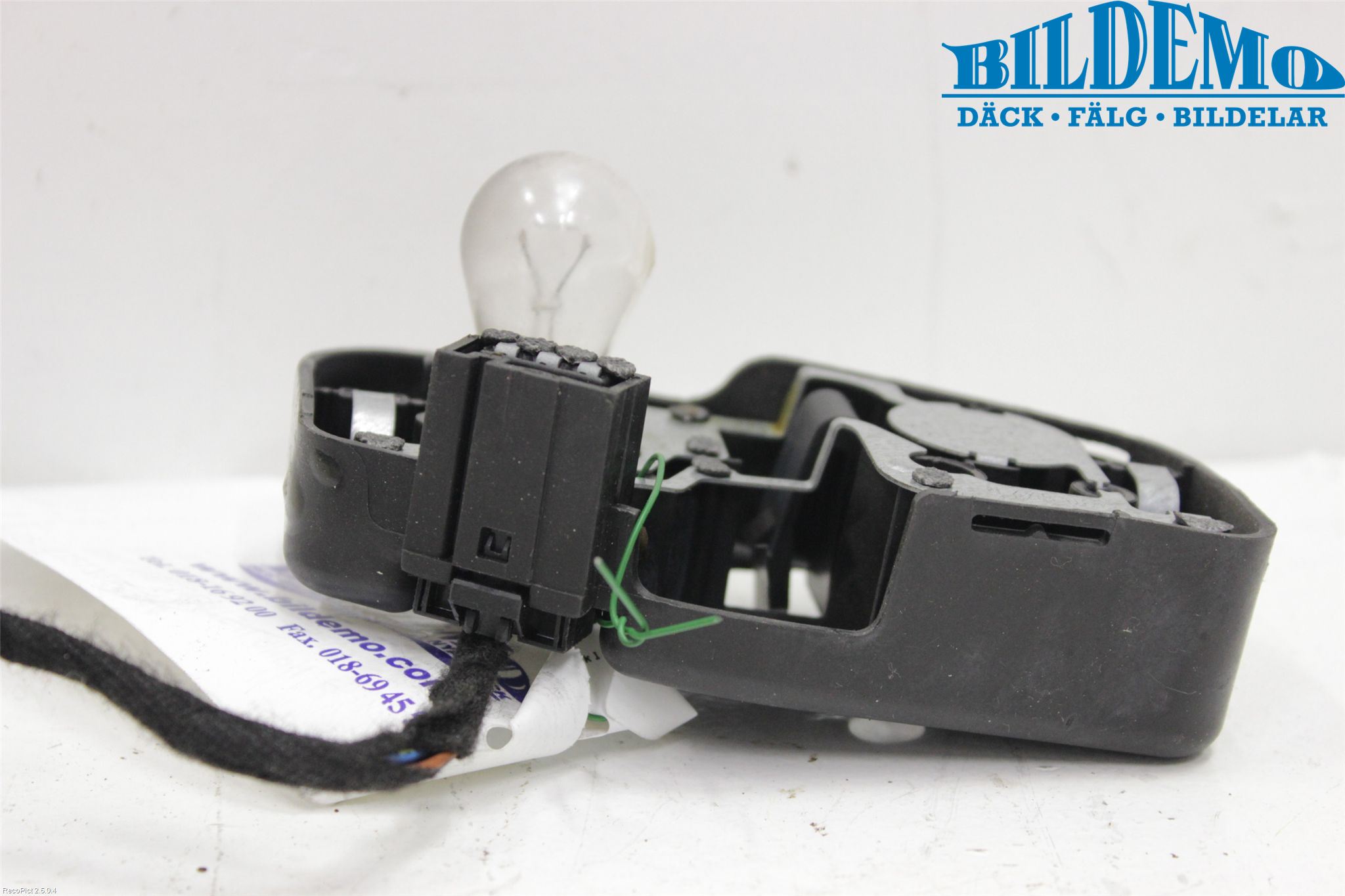 BMW 3 E46      98-05 Bakljusinsats-Lamphhö