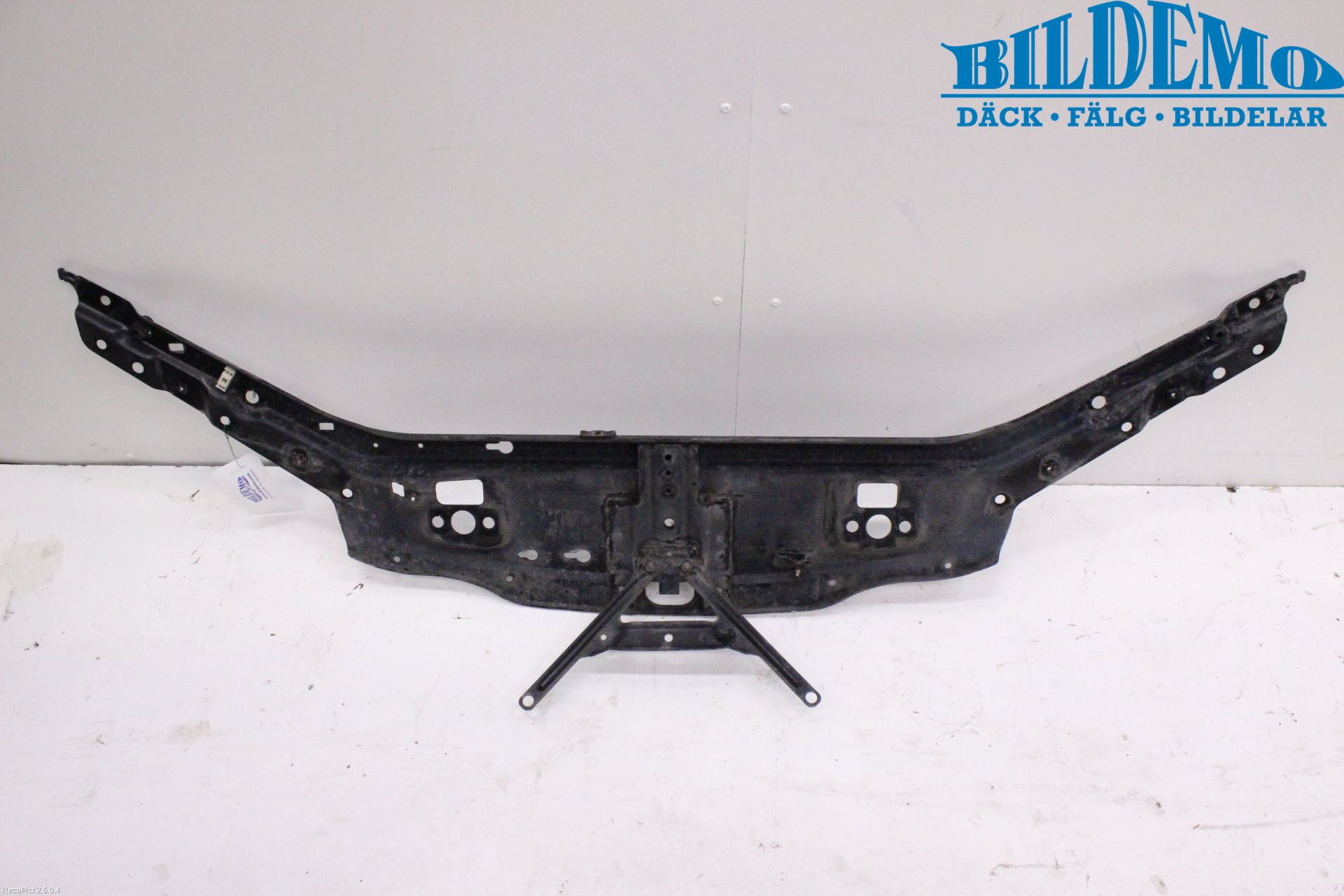 Saab 9-3 VER 2 Front Huvlåsplåt-Balk