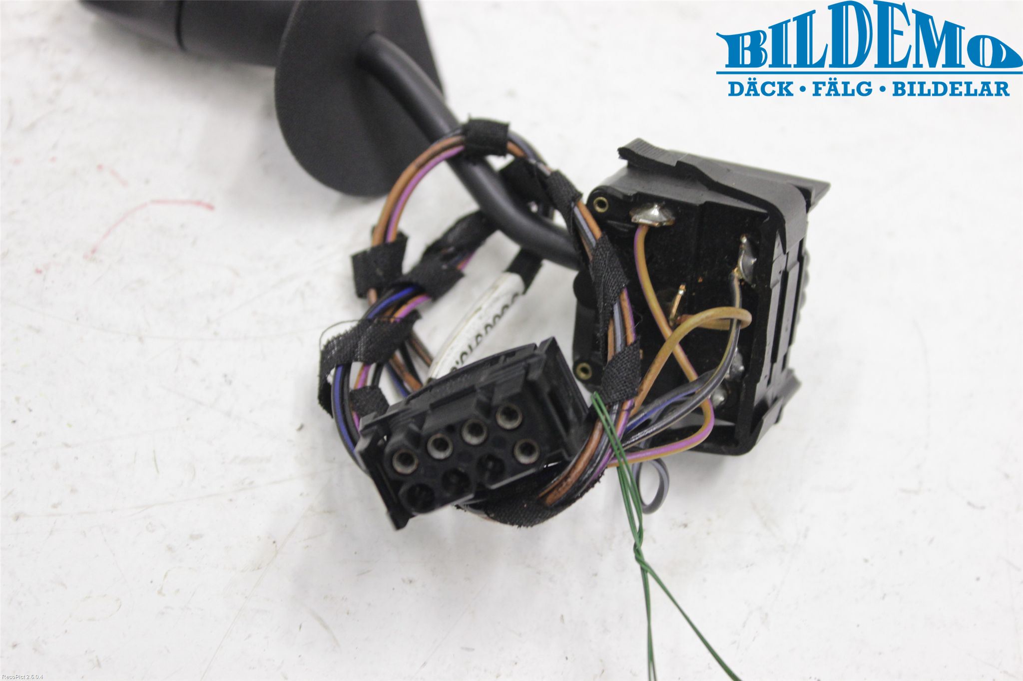 BMW 3 E36      91-00 Spak Torkar-Spolomk