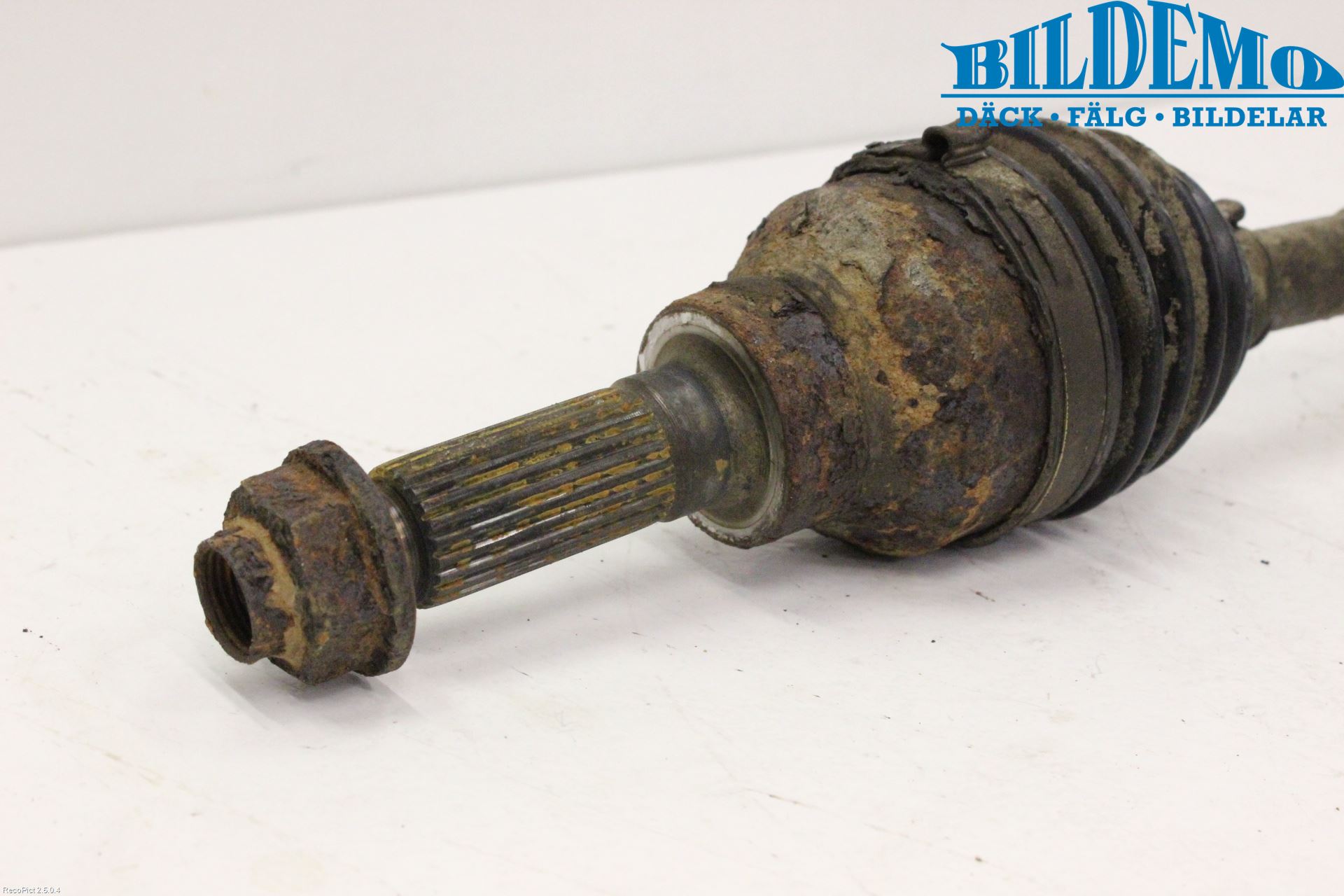 Suzuki SX4 06-09 Drivaxel Bak Vänster