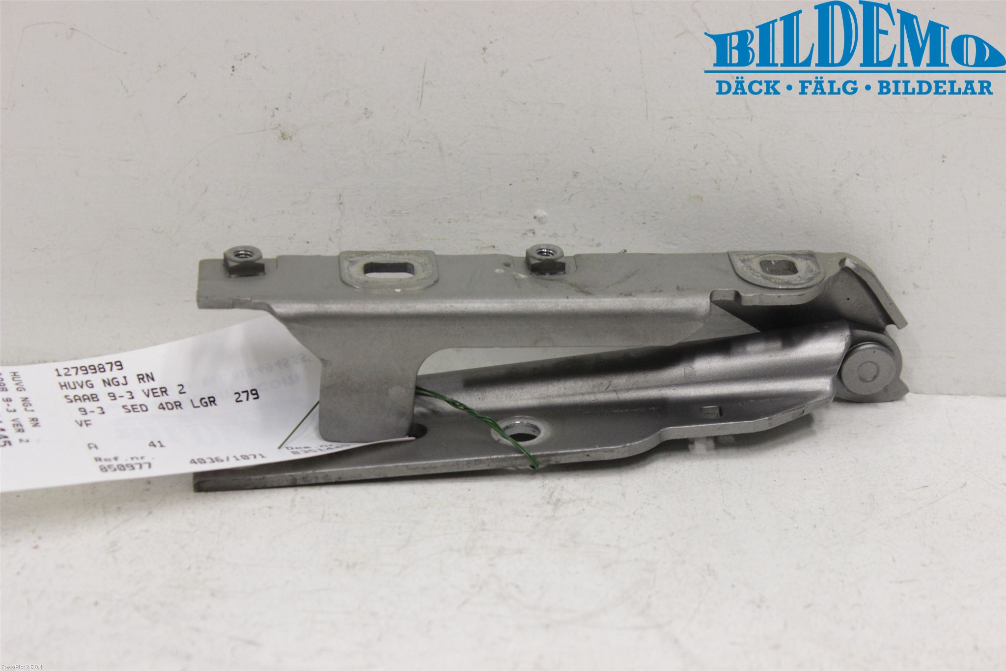 Saab 9-3 VER 2 Huvgångjärn