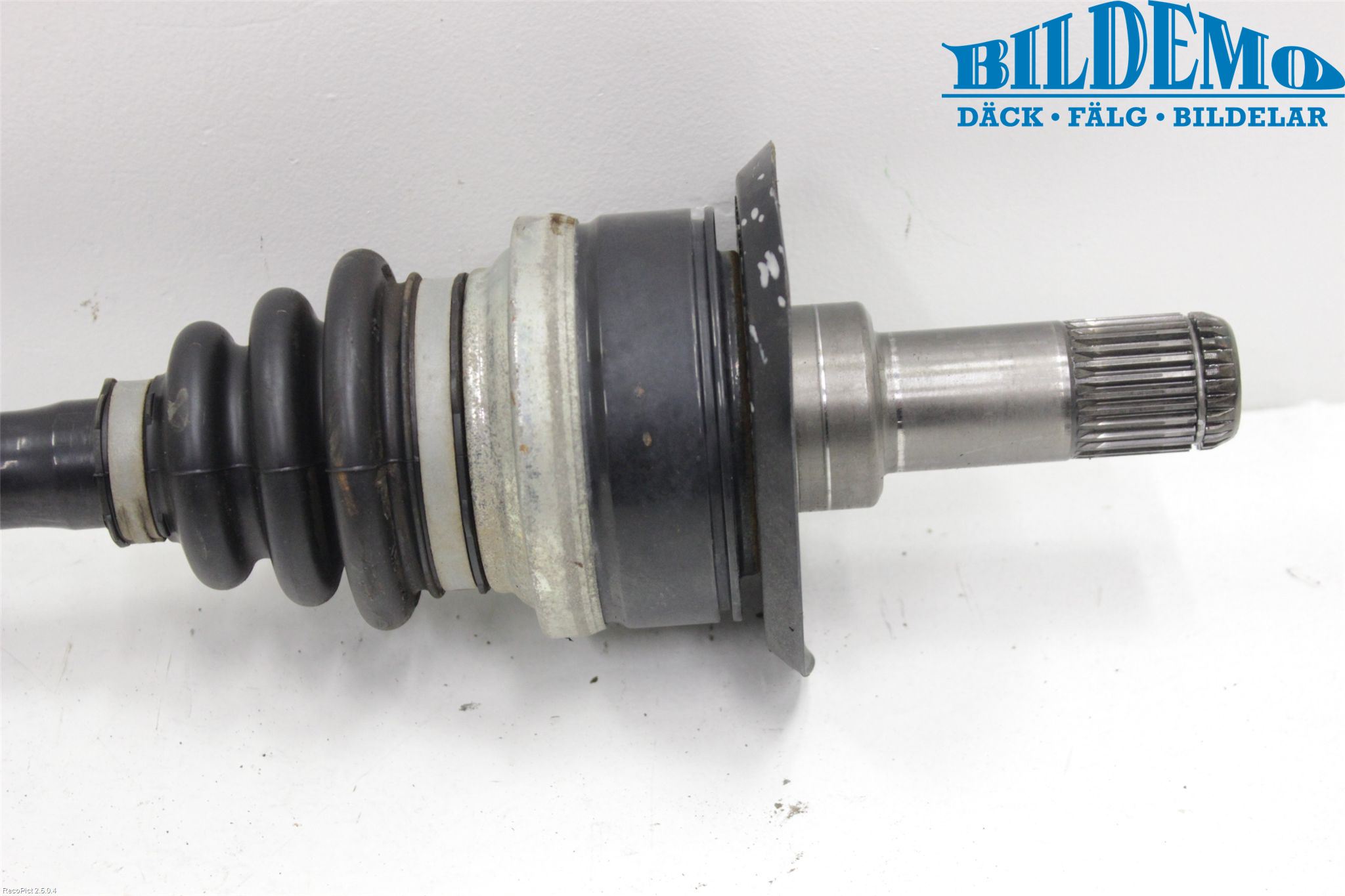 BMW 3 GT F34 13-19 Drivaxel Bak Vänster
