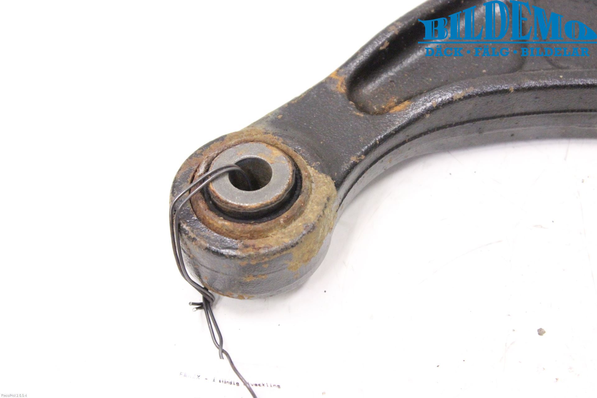 Volvo V70 08-13 Bärarm Bak Höger