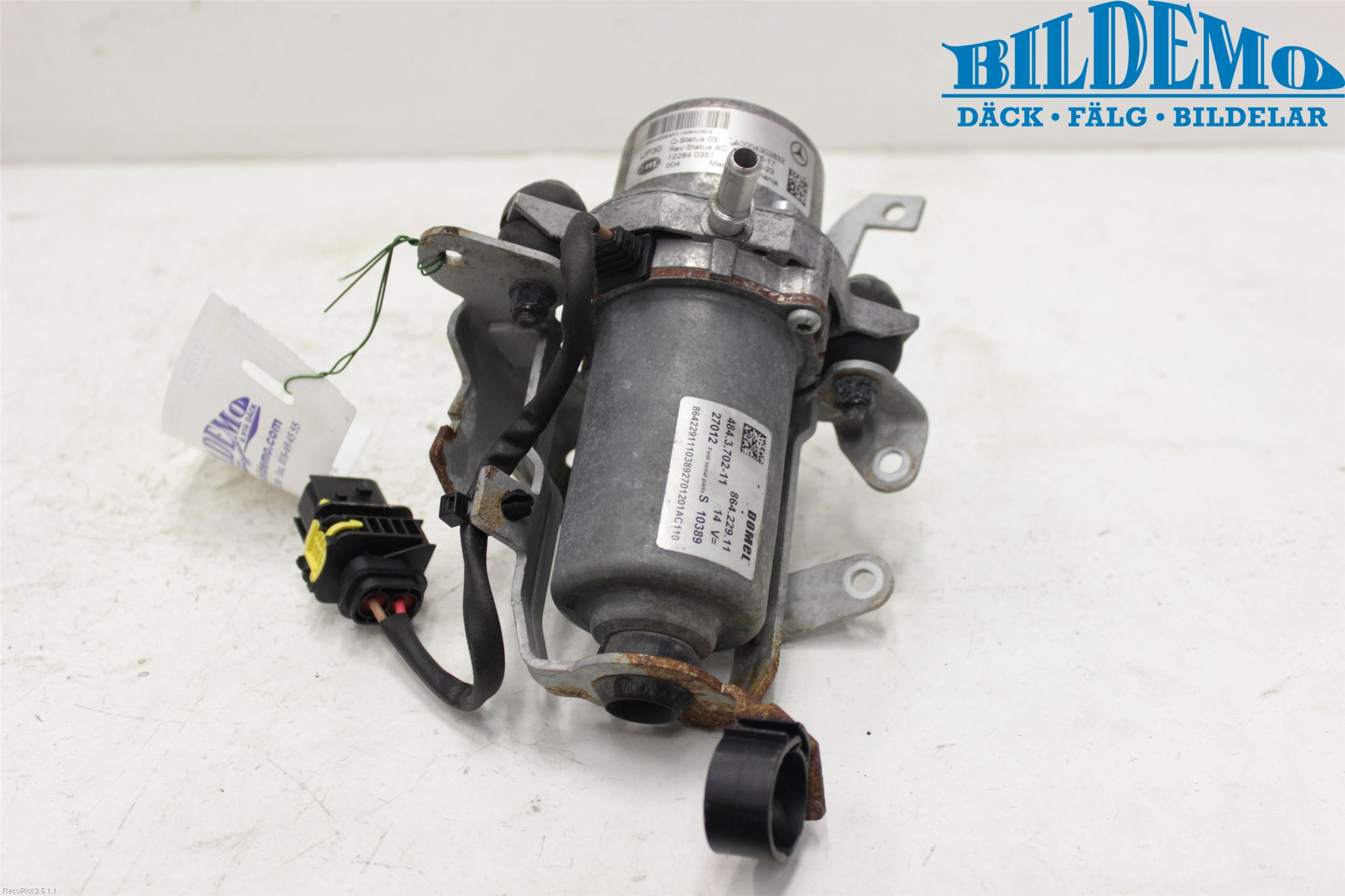 Mercedes-Benz MB E-KLASS (W212) 09-16 Vattenpump