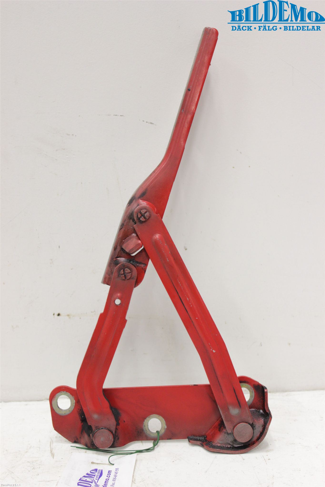 Saab 9-5     06-10 Huvgångjärn