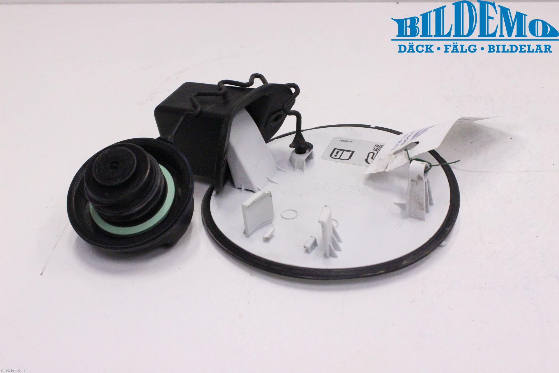 Chevrolet CAPTIVA Tanklucka