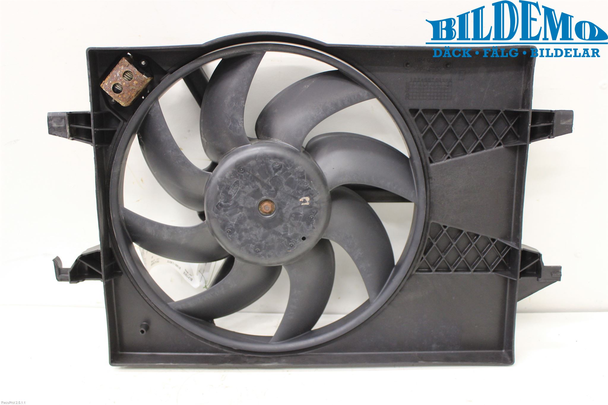 Mazda 2 (DY) 03-07 Kylfläkt El