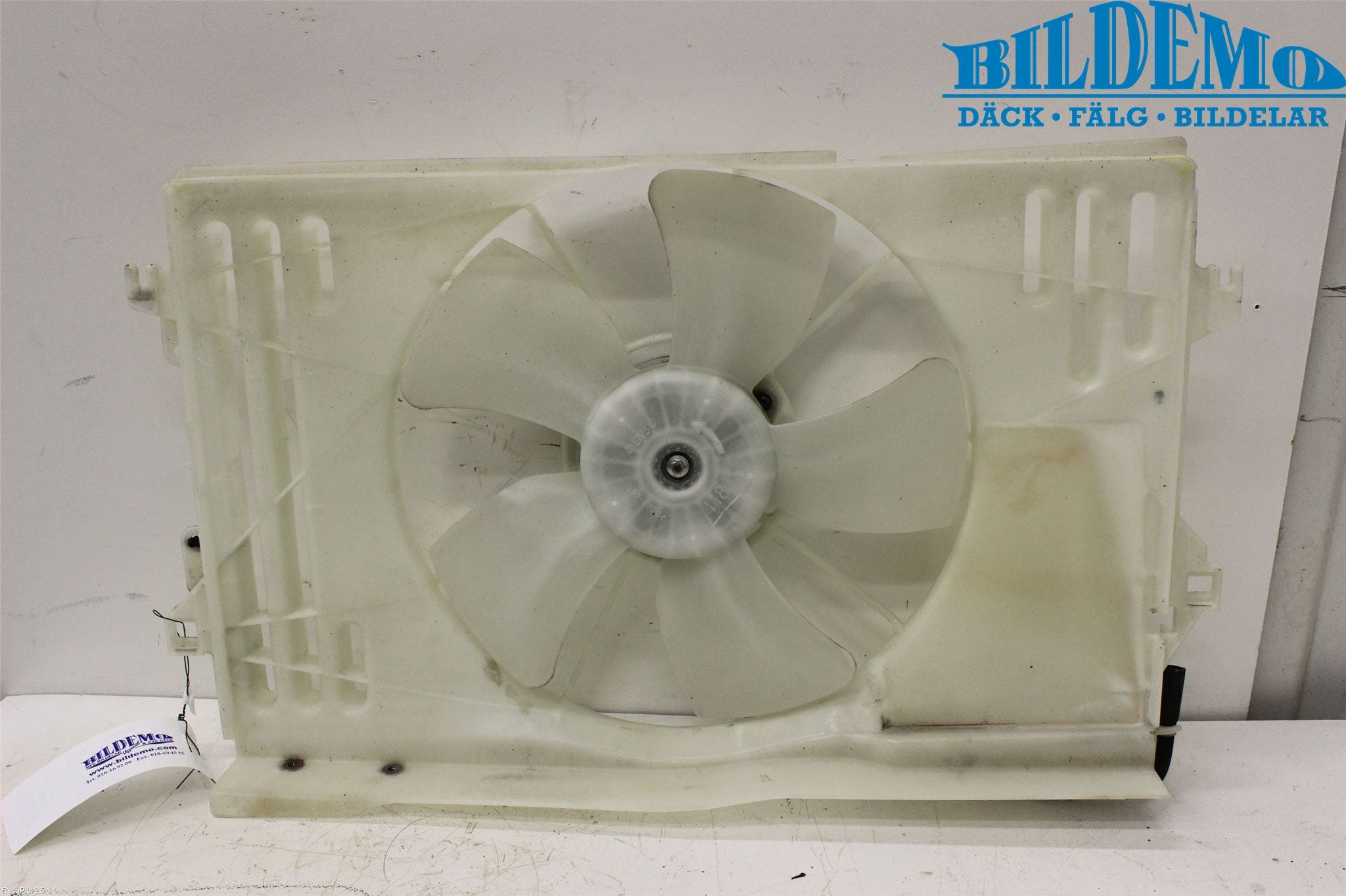 Toyota COROLLA VERSO 04-07 Kylfläkt El