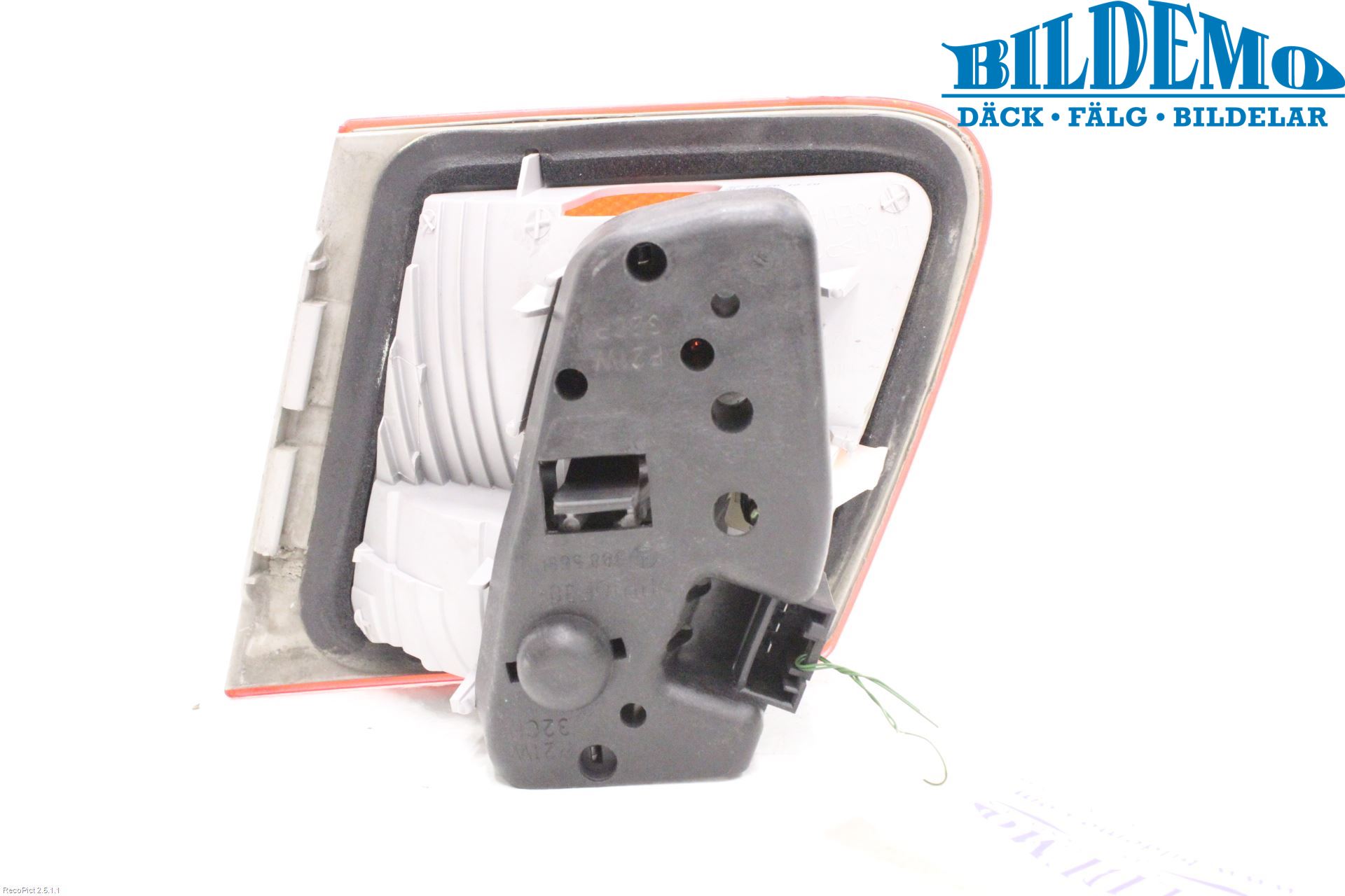 BMW 3 E46      98-05 Bakljus Lucka Vä