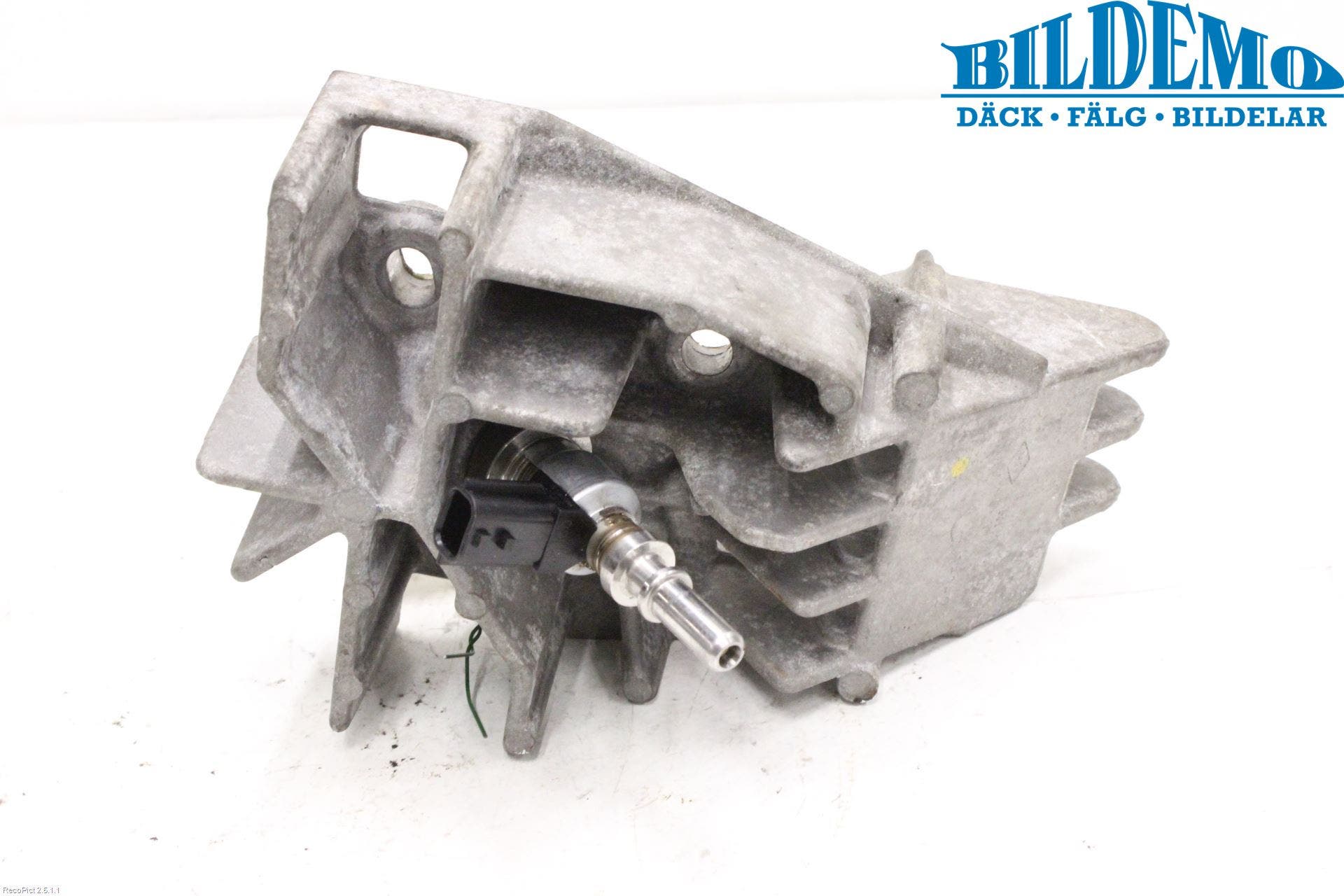 Renault MEGANE III 09-15 Injkallstartsventil