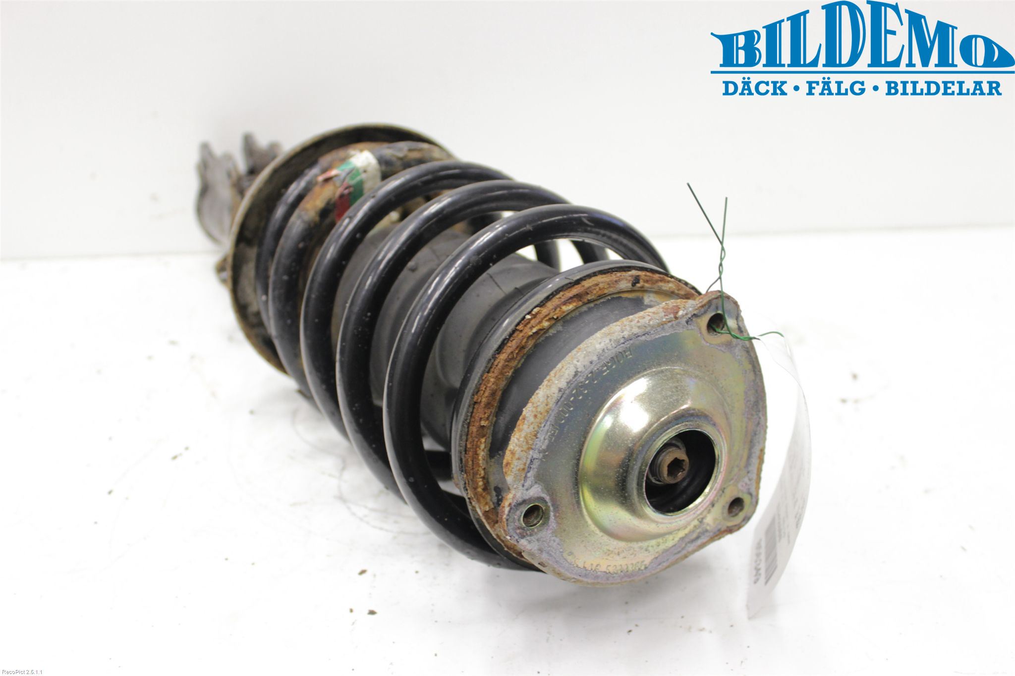 Saab 9-5     06-10 Fjäderben Fram Höger