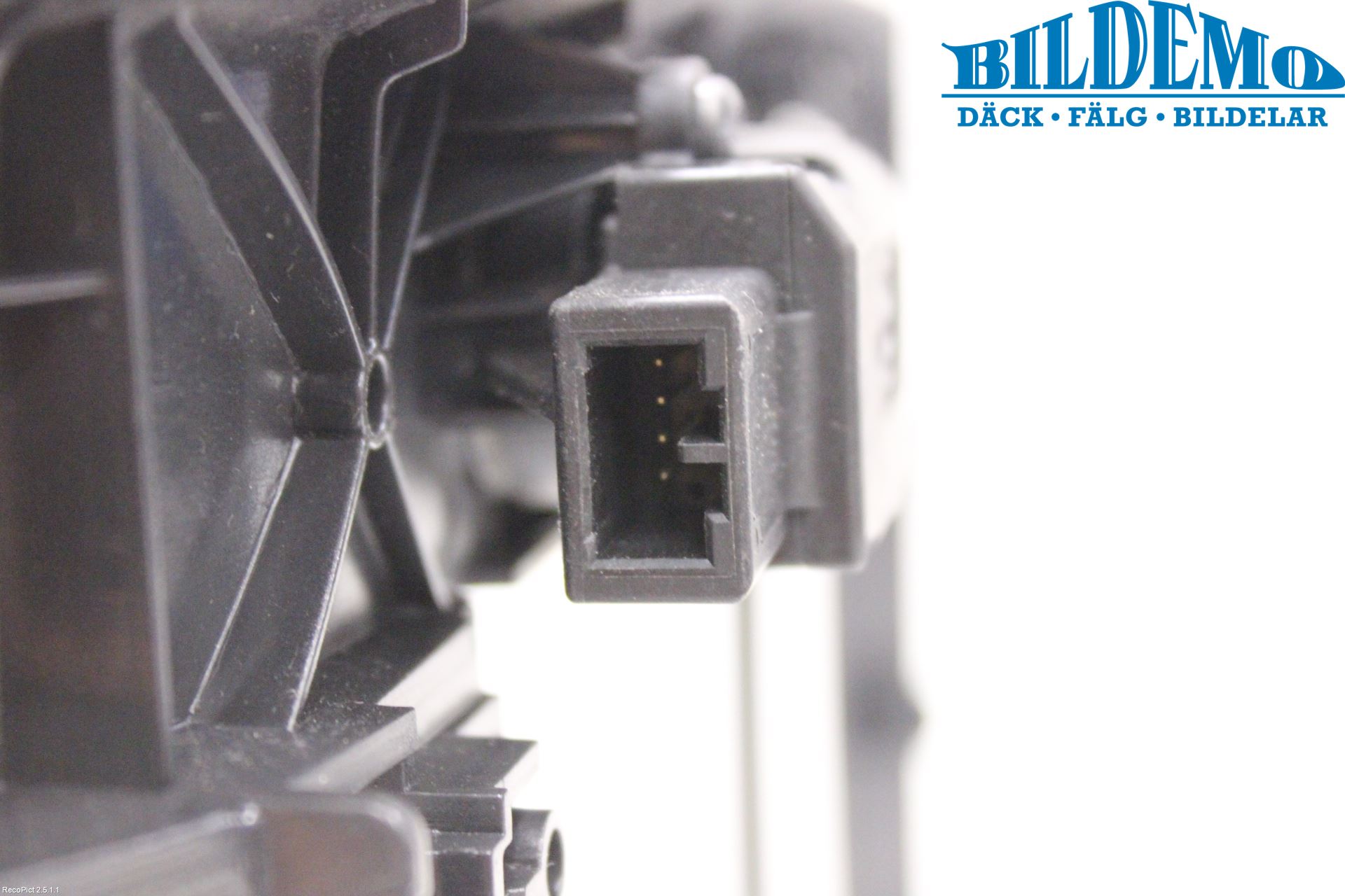 Volvo V70 08-13 Instrumentkonsoll Mitt