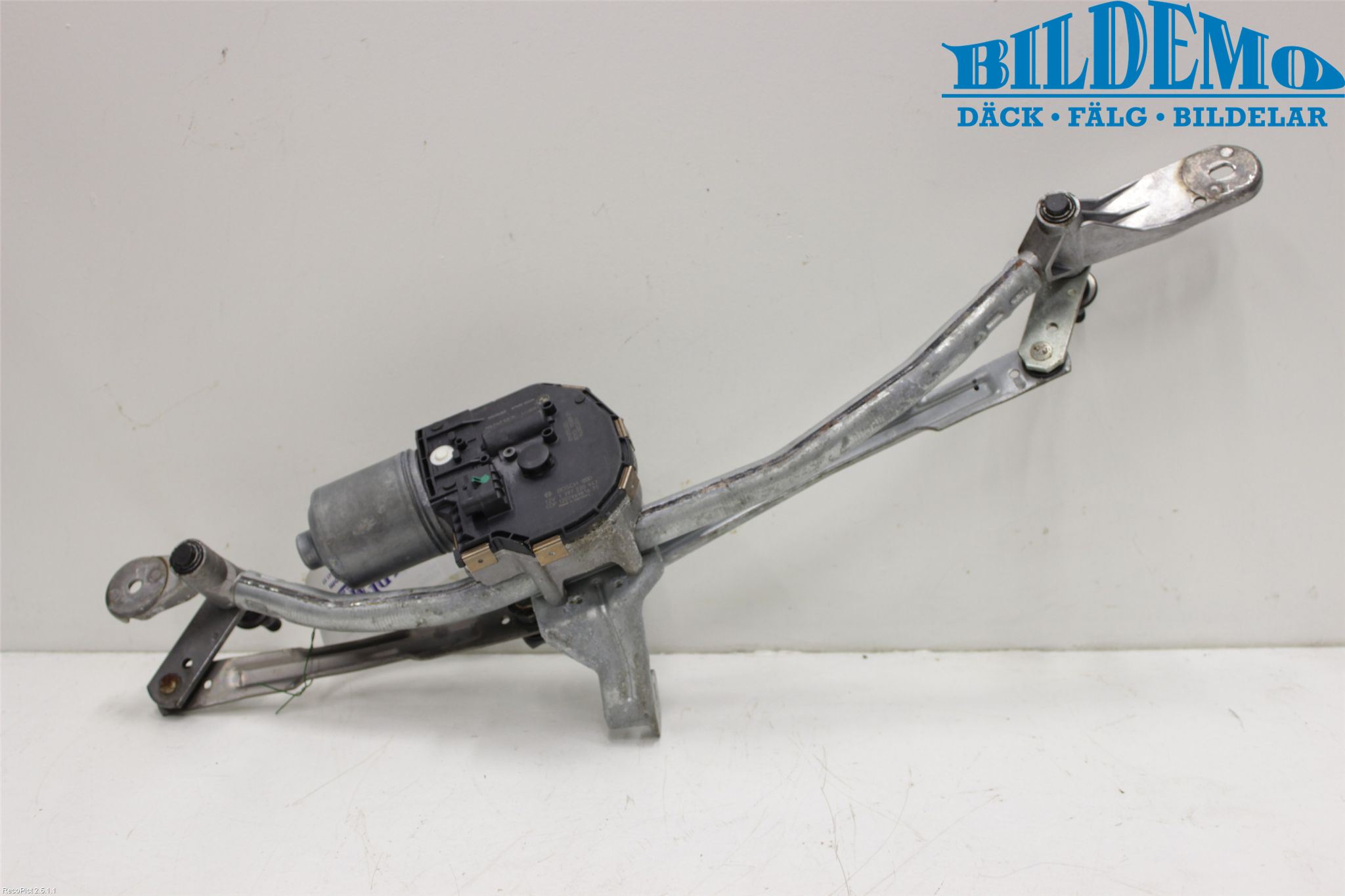 BMW 5 F10/F11/F18 09-17 Torkarmotor Vindruta