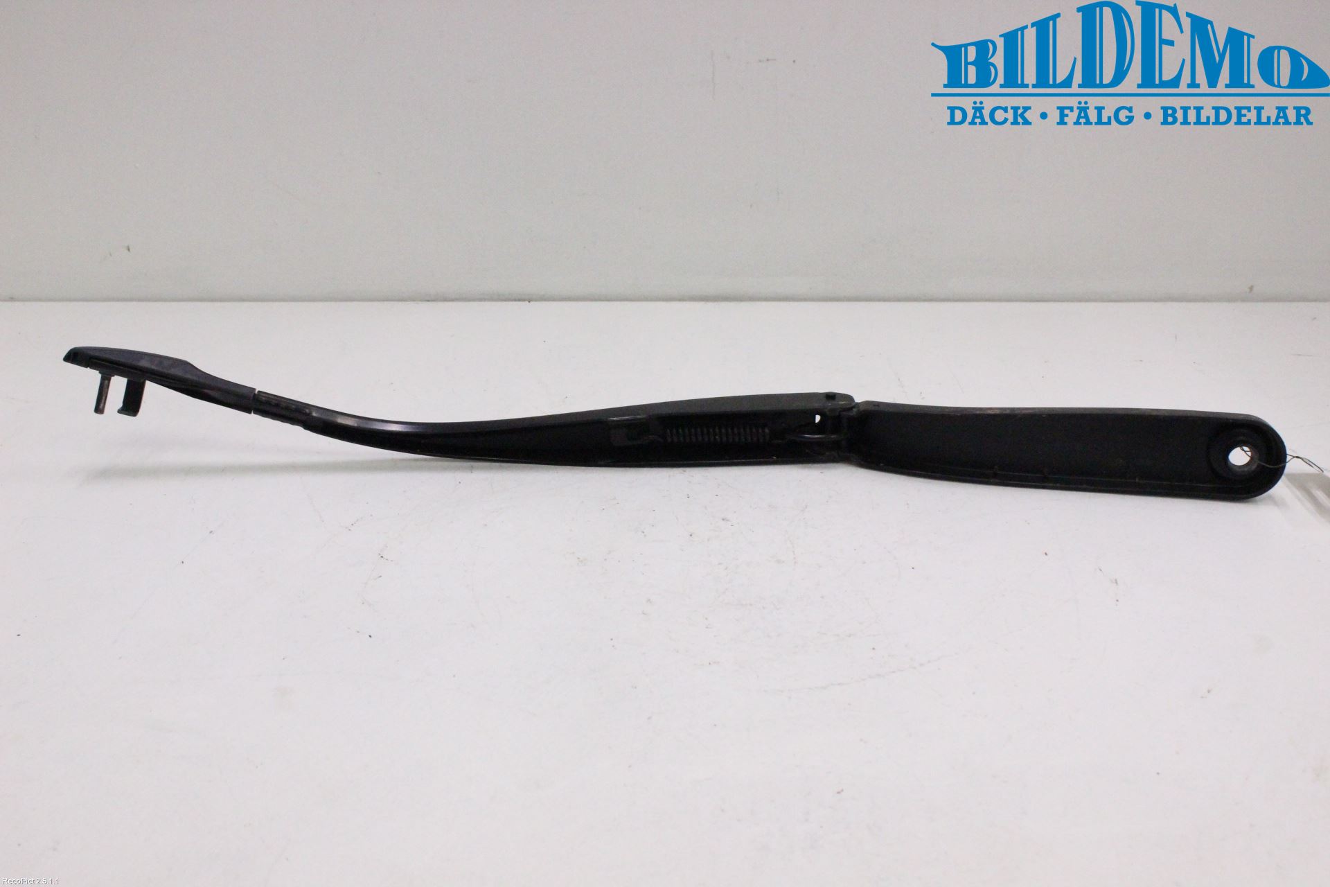 BMW 5 F10/F11/F18 09-17 Torkararm Armar Vindruta