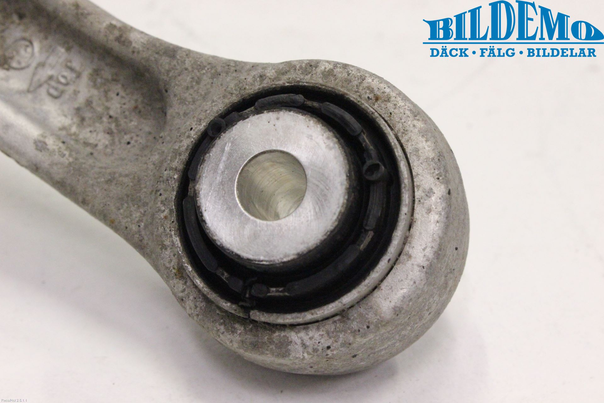 BMW 5 F10/F11/F18 09-17 Bärarm Bak Övre Vänster