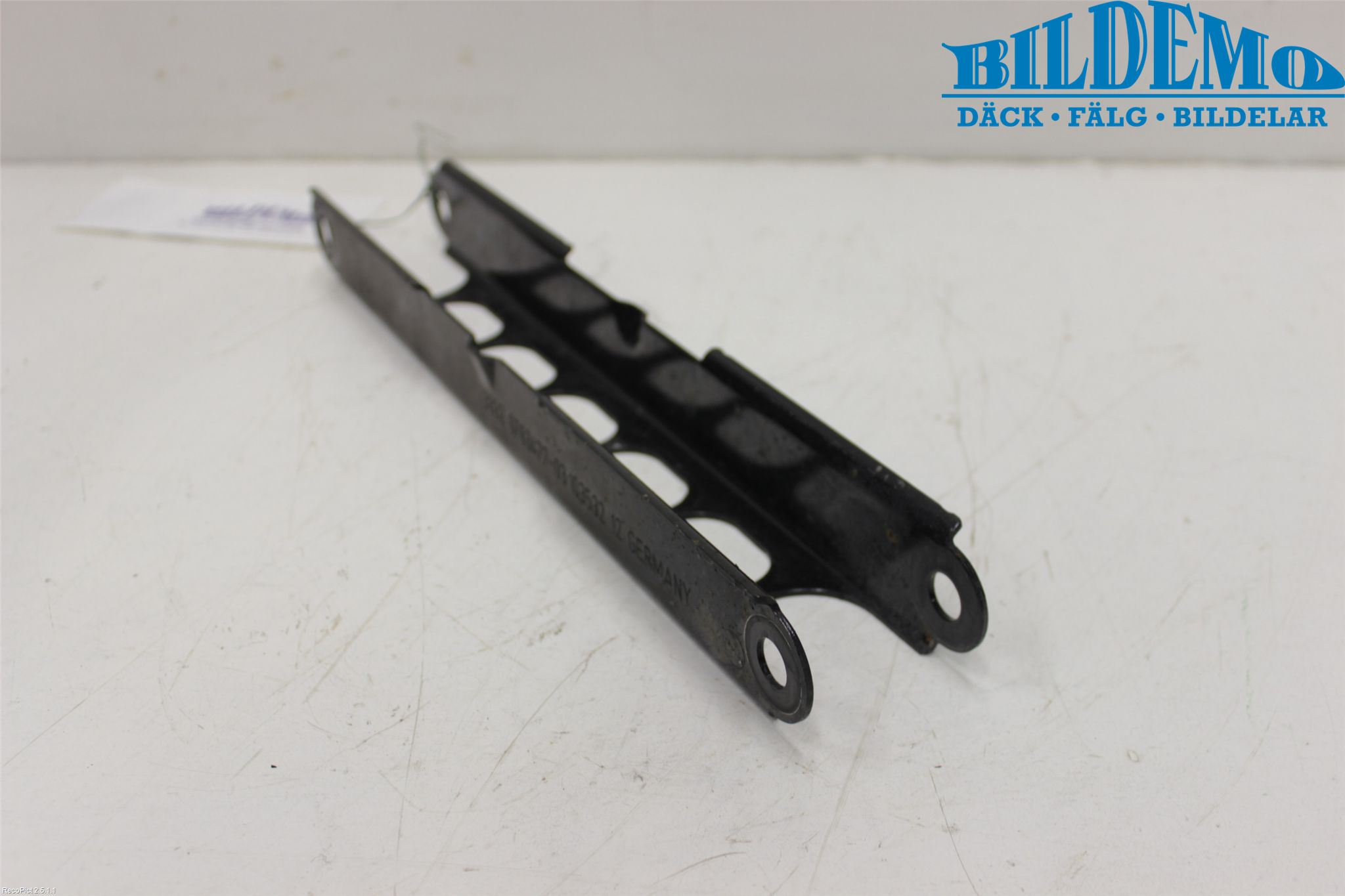 BMW 1 E82/88 Coupé/Cab 06-13 Bärarm Bak Vänster