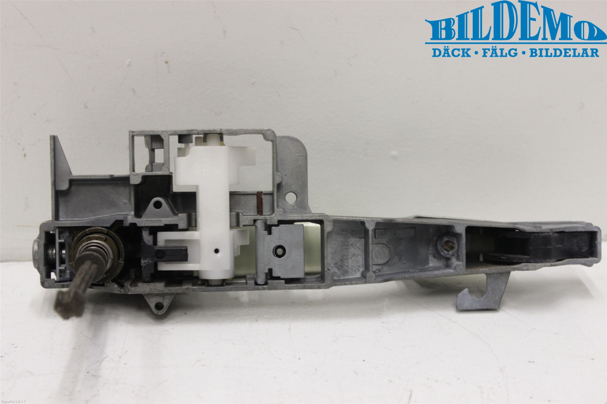 Peugeot 407 Dörrhandtag Yttre Vä