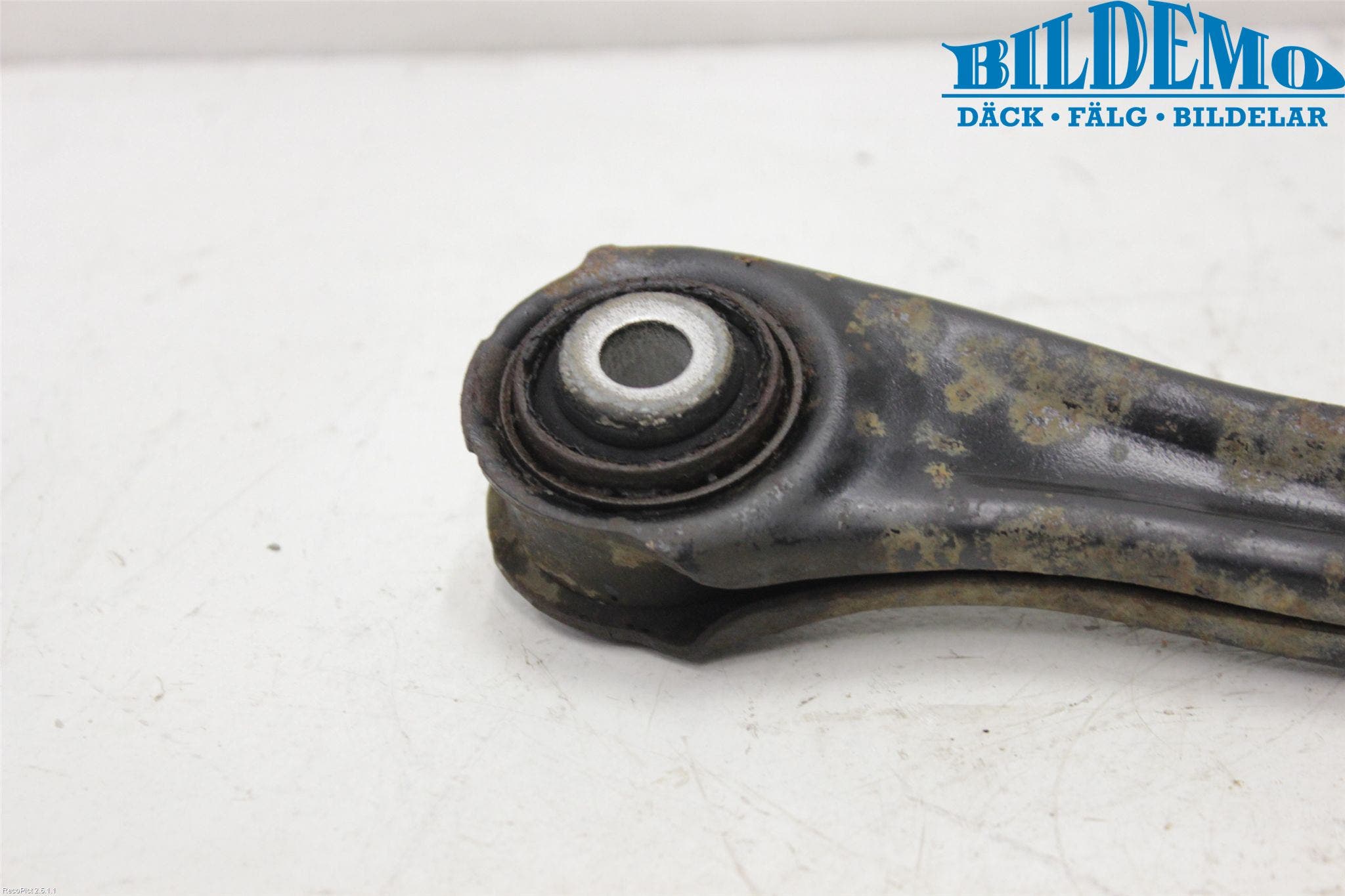 Mercedes-Benz MB E-KLASS (W210) 96-03 Bärarm Bak Övre Vänster