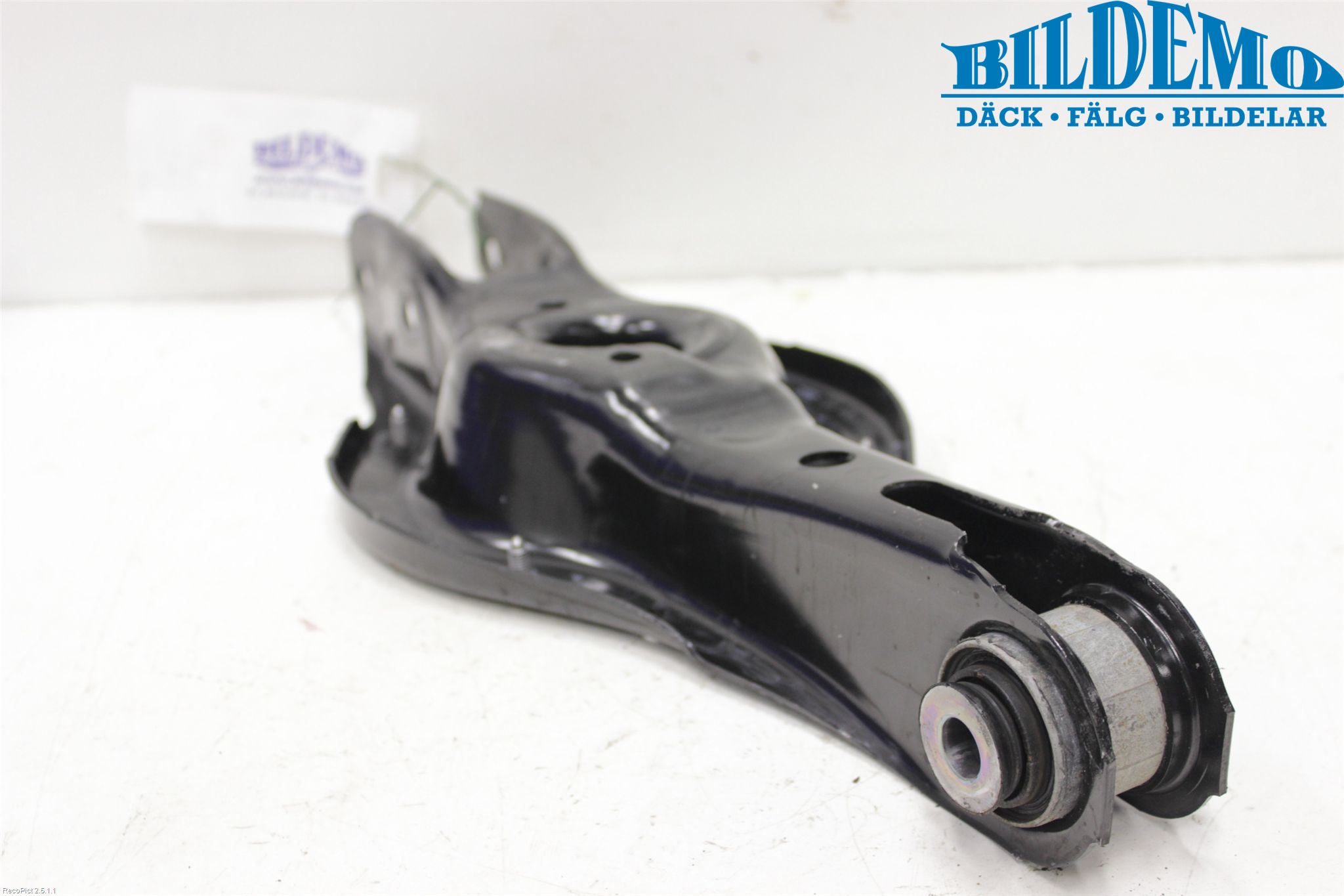 BMW 3 F30/F31/F80 12-19 Bärarm Bak Vänster