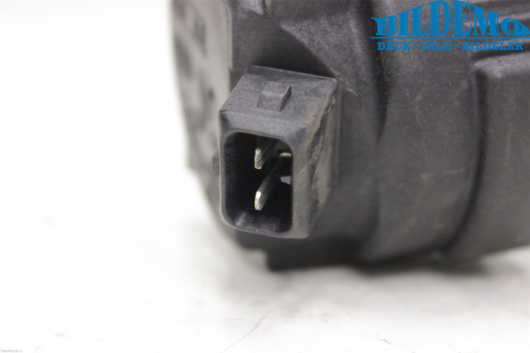 Ford MONDEO     97-01 Dimljus-Varselljus Fram