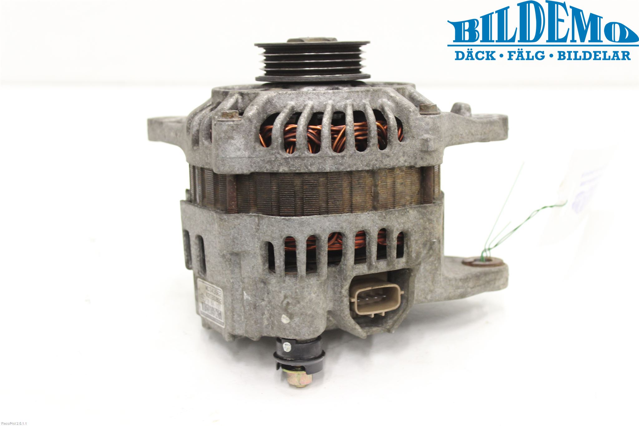 Mitsubishi PAJERO  99-06 Generator
