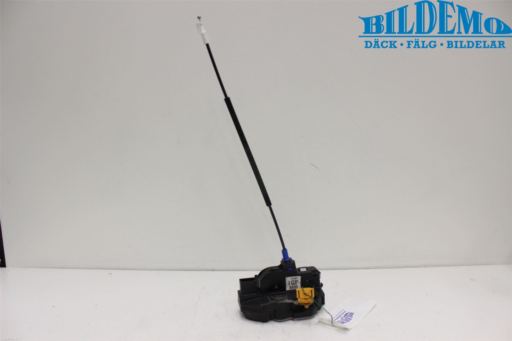 Opel ASTRA J 10-15 Låskista-Dörrlås