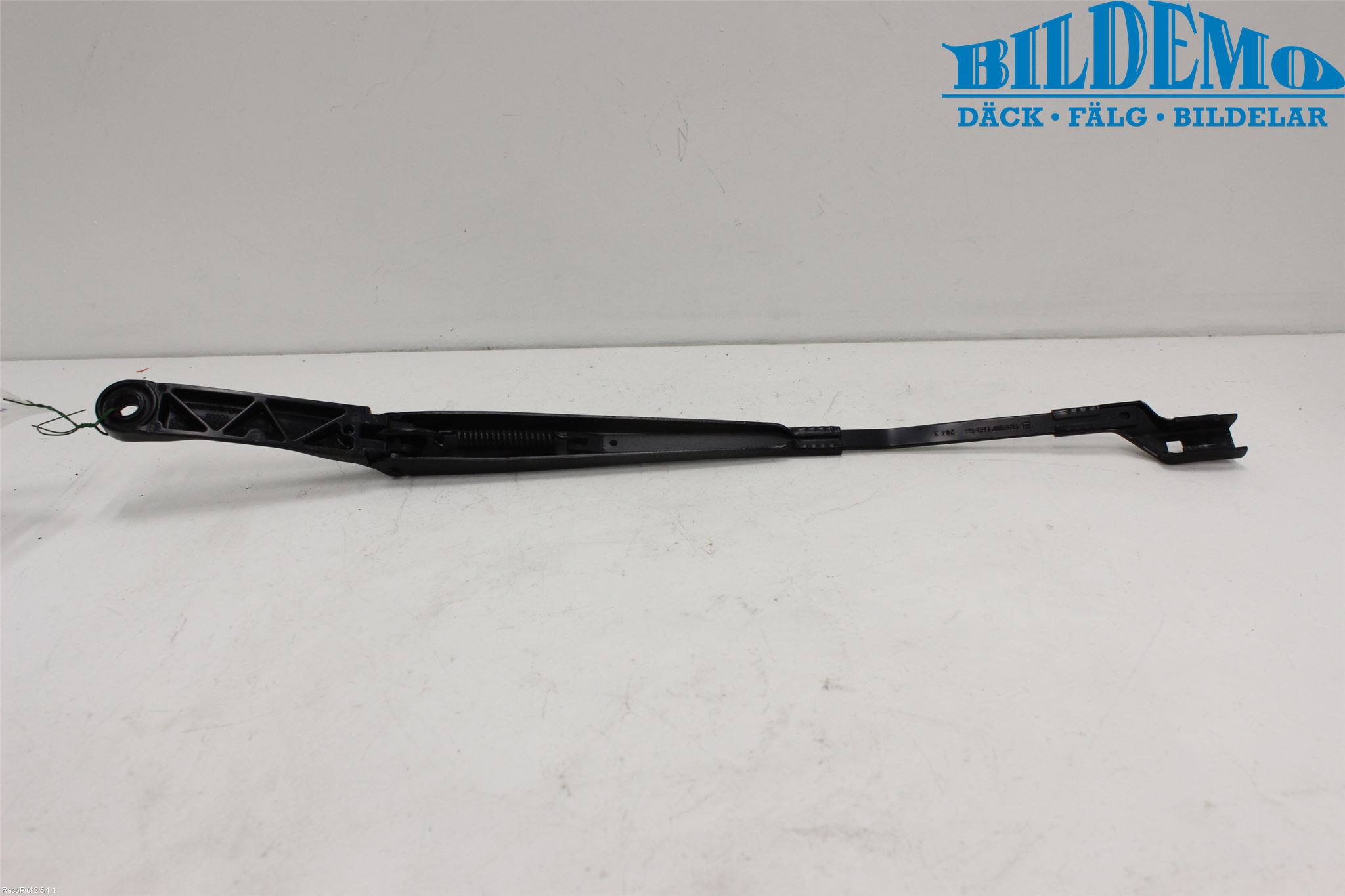 Opel ASTRA J 10-15 Torkararm Armar Vindruta