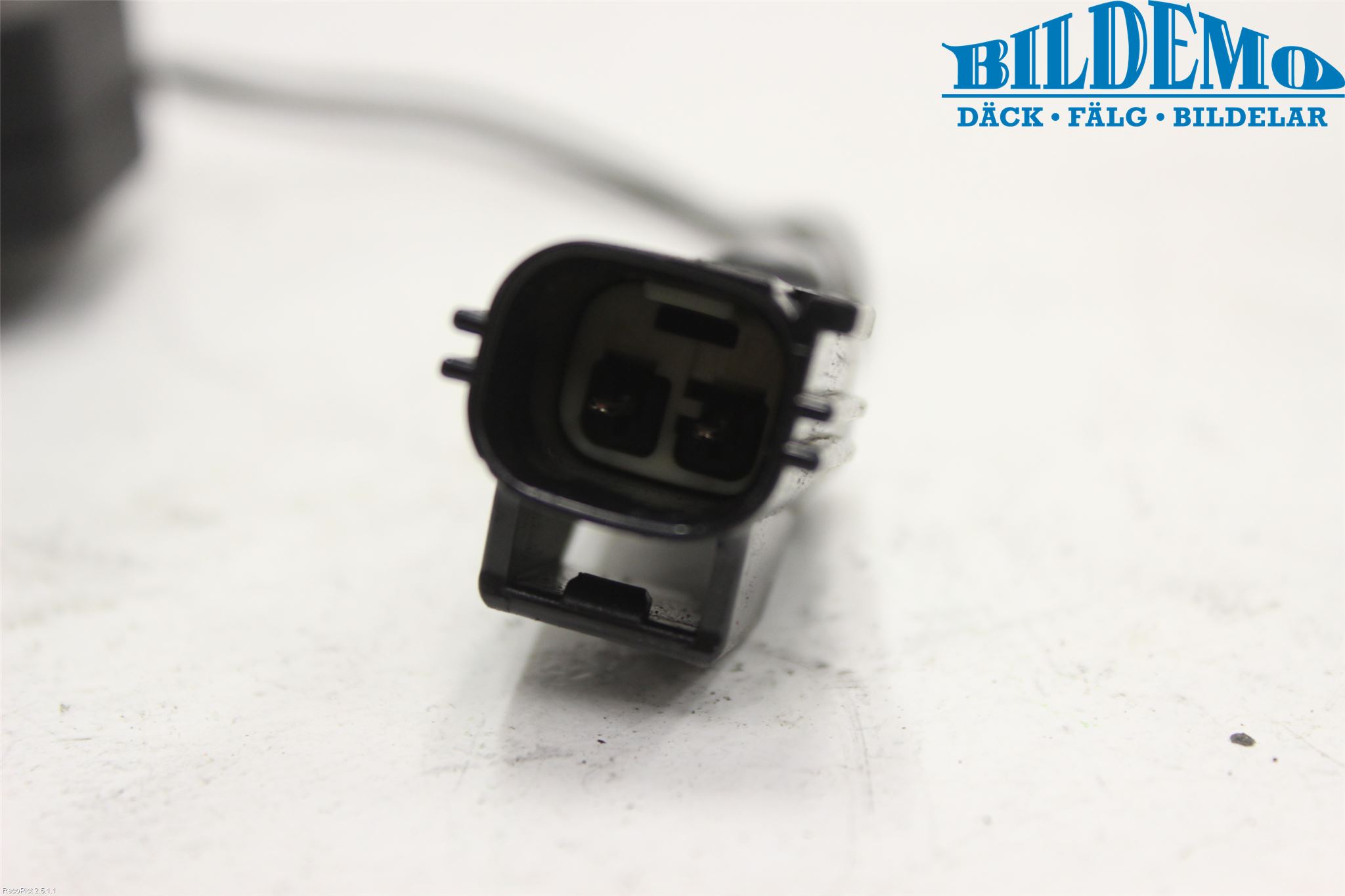 Volvo V70 05-08 Huvlås