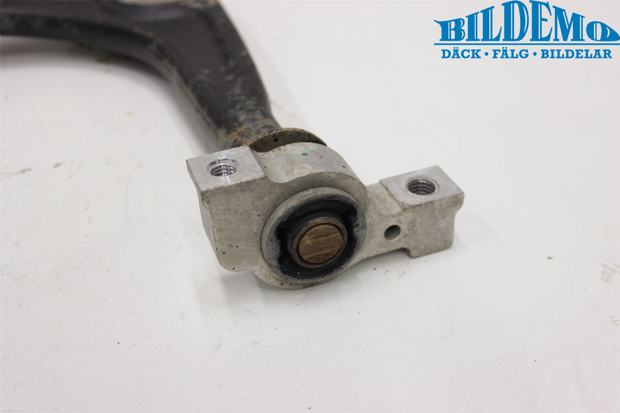 Peugeot 407 Bärarm Fram Undre Hö