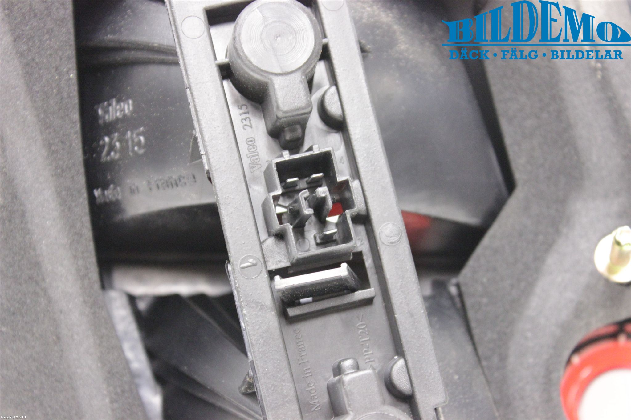 Saab 9-5 -05 Bakljus Lucka Hö