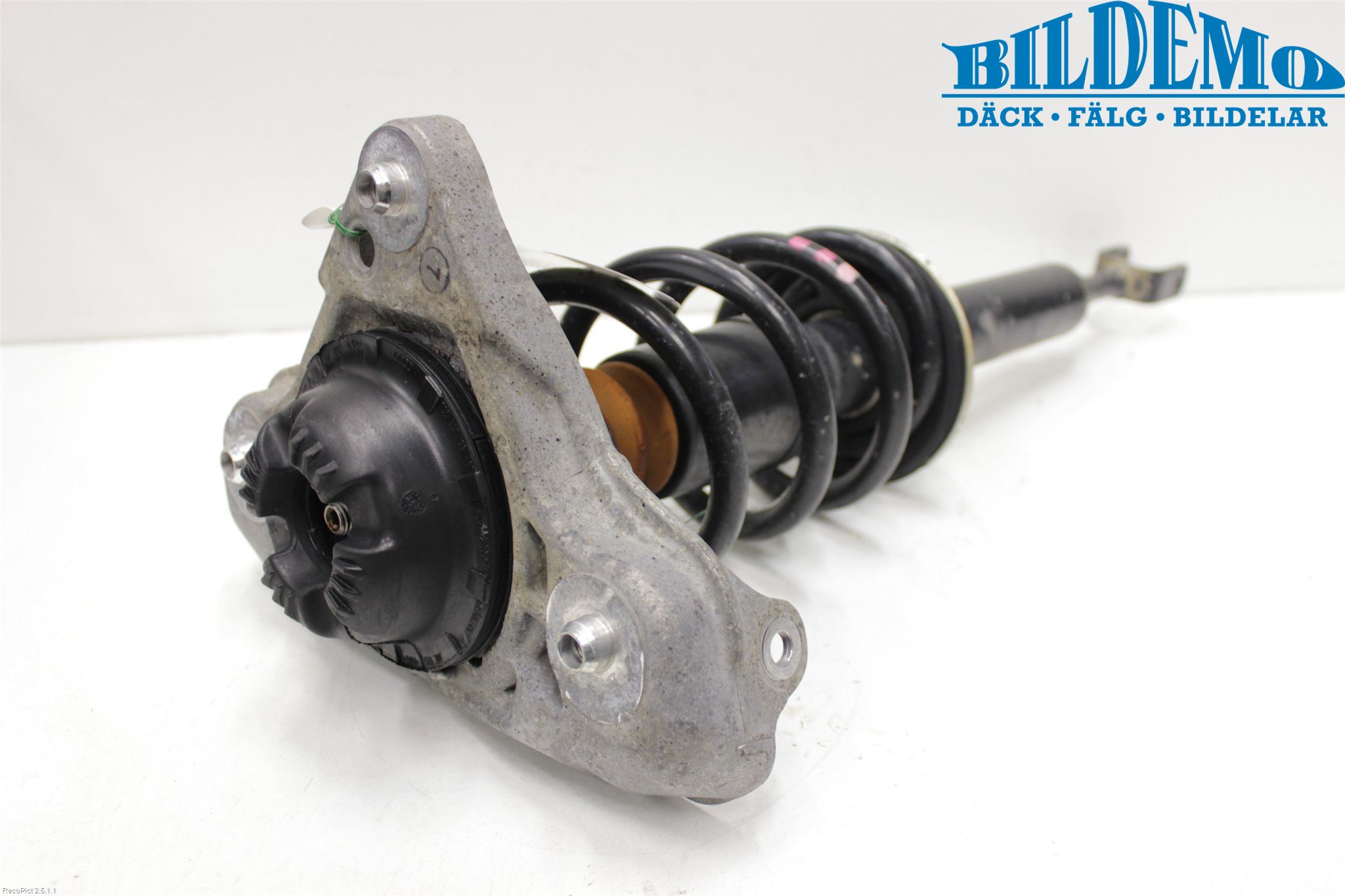 Audi A4/S4 05-07 Fjäderben Fram Höger