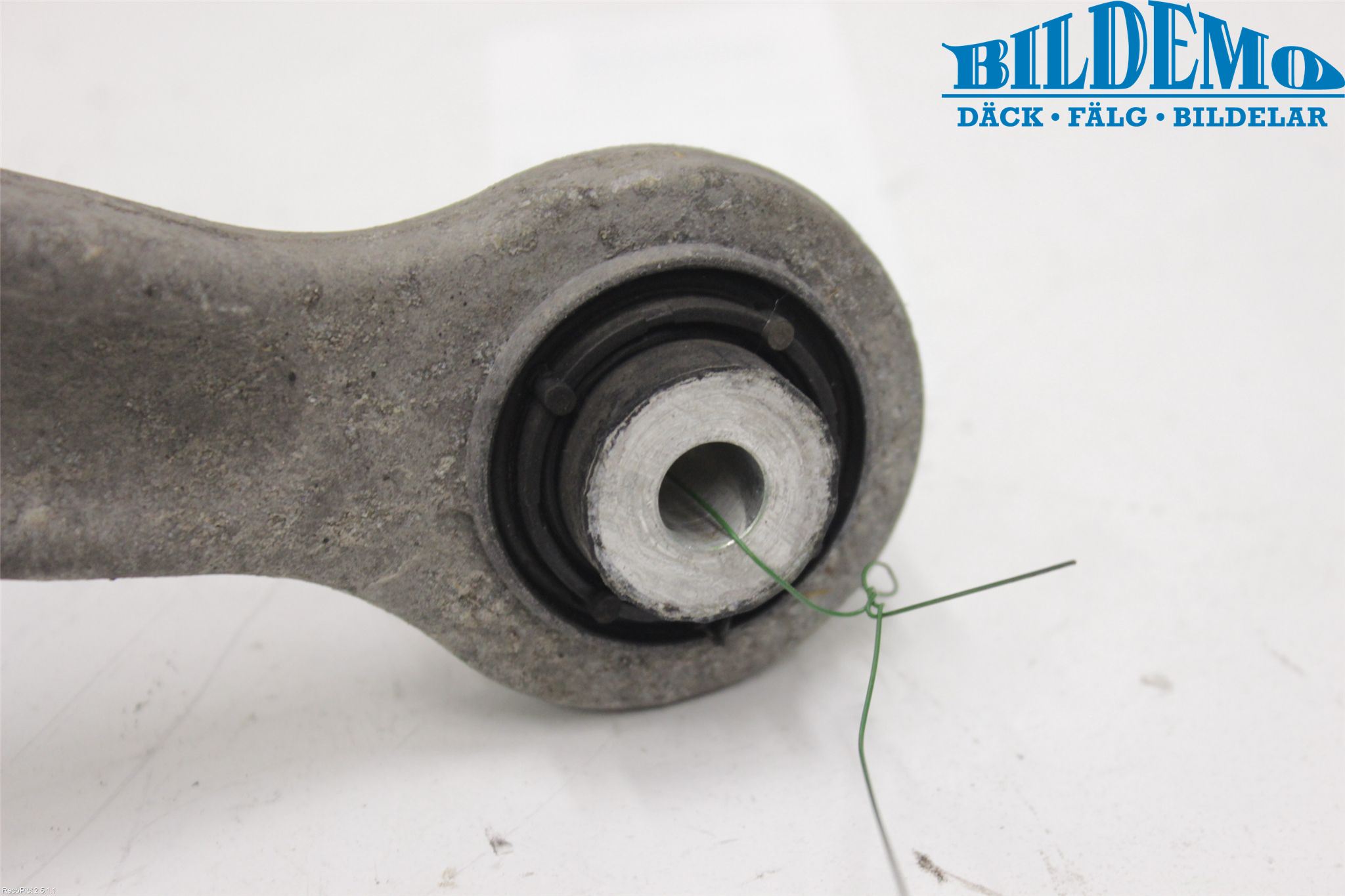 BMW 6 E63/64    02-10 Bärarm Bak Övre Höger