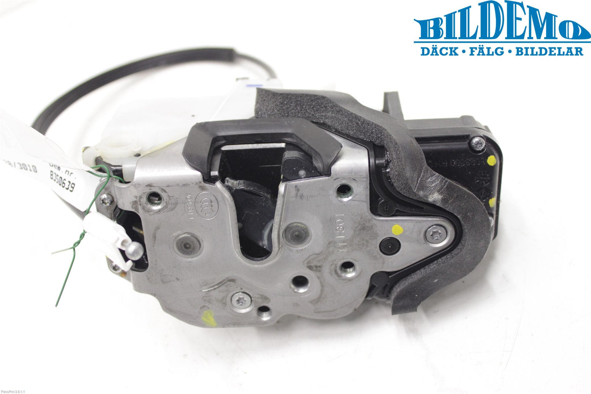 Opel ASTRA J 10-15 Låskista-Dörrlås