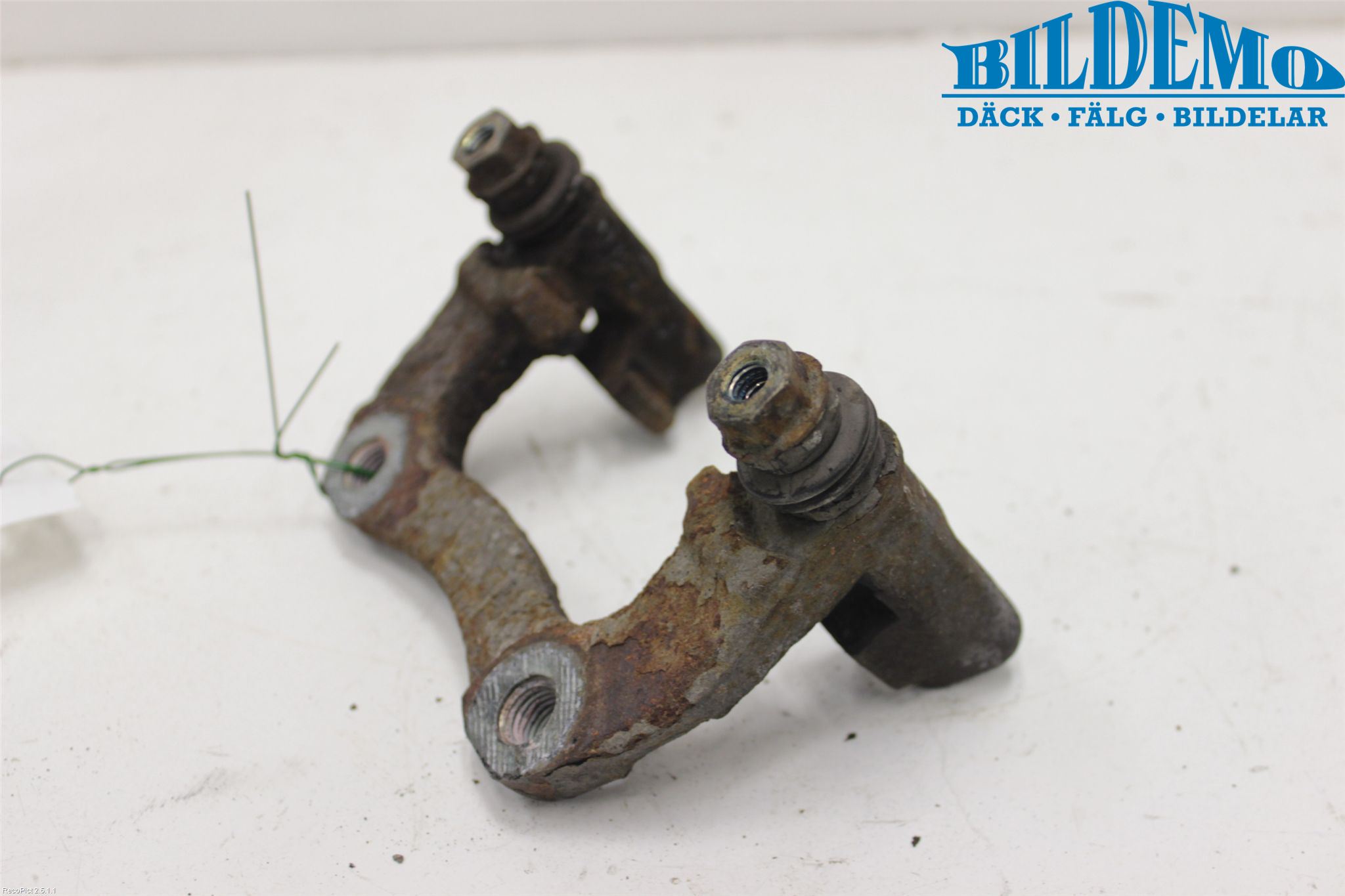 Peugeot 407 Bromsokshållare