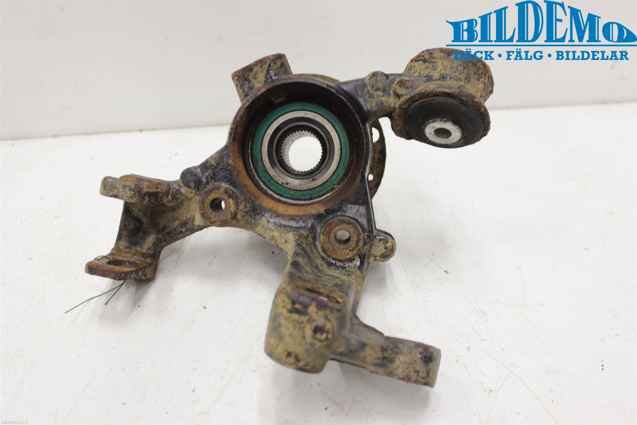 Audi A4/S4 05-07 Hjullagerhus-Spindel Vä B