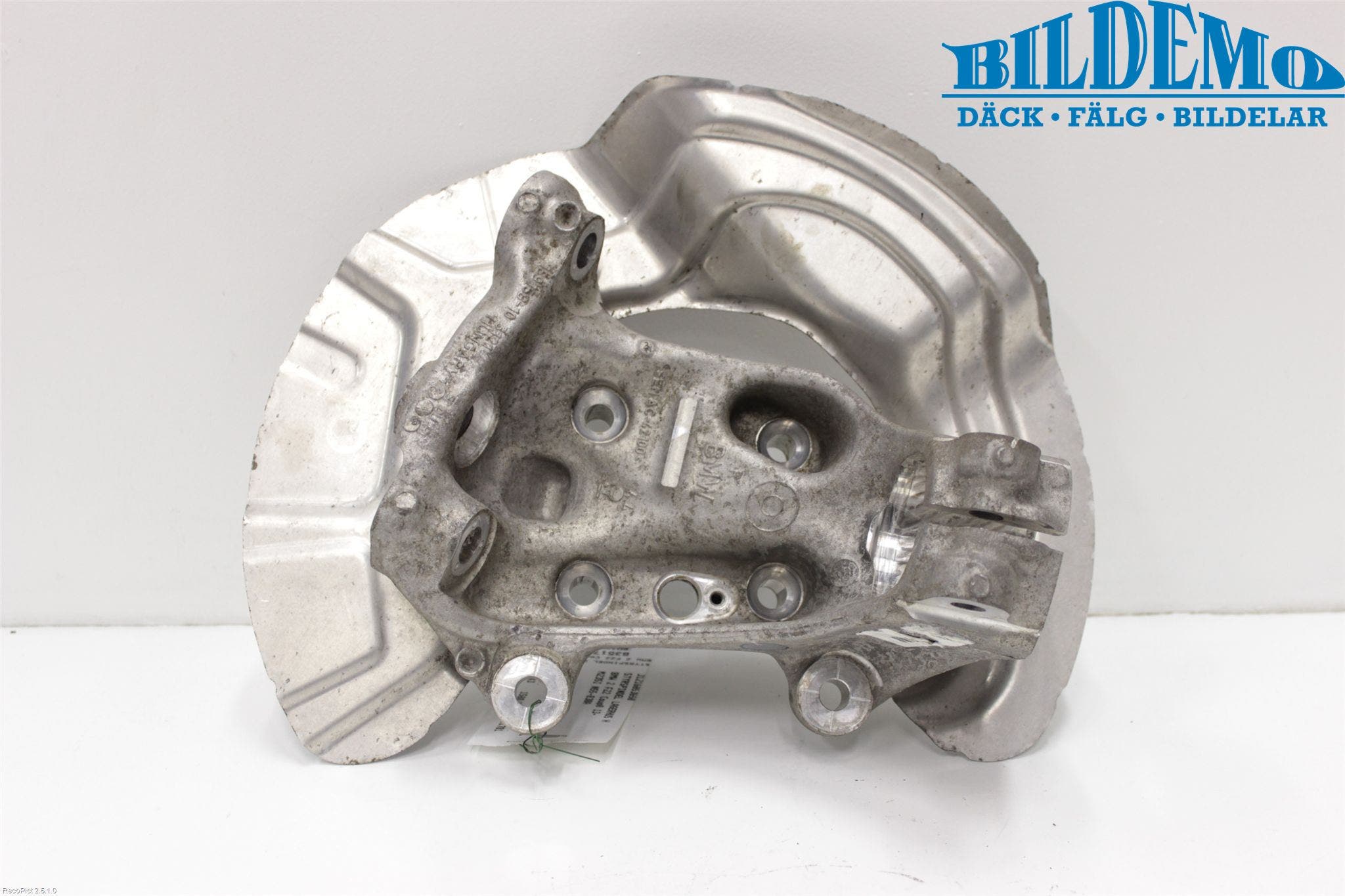 BMW 2 F22/F23/F87 Coupé/Cab 13-21 Styrspindel Lagerhus Hö