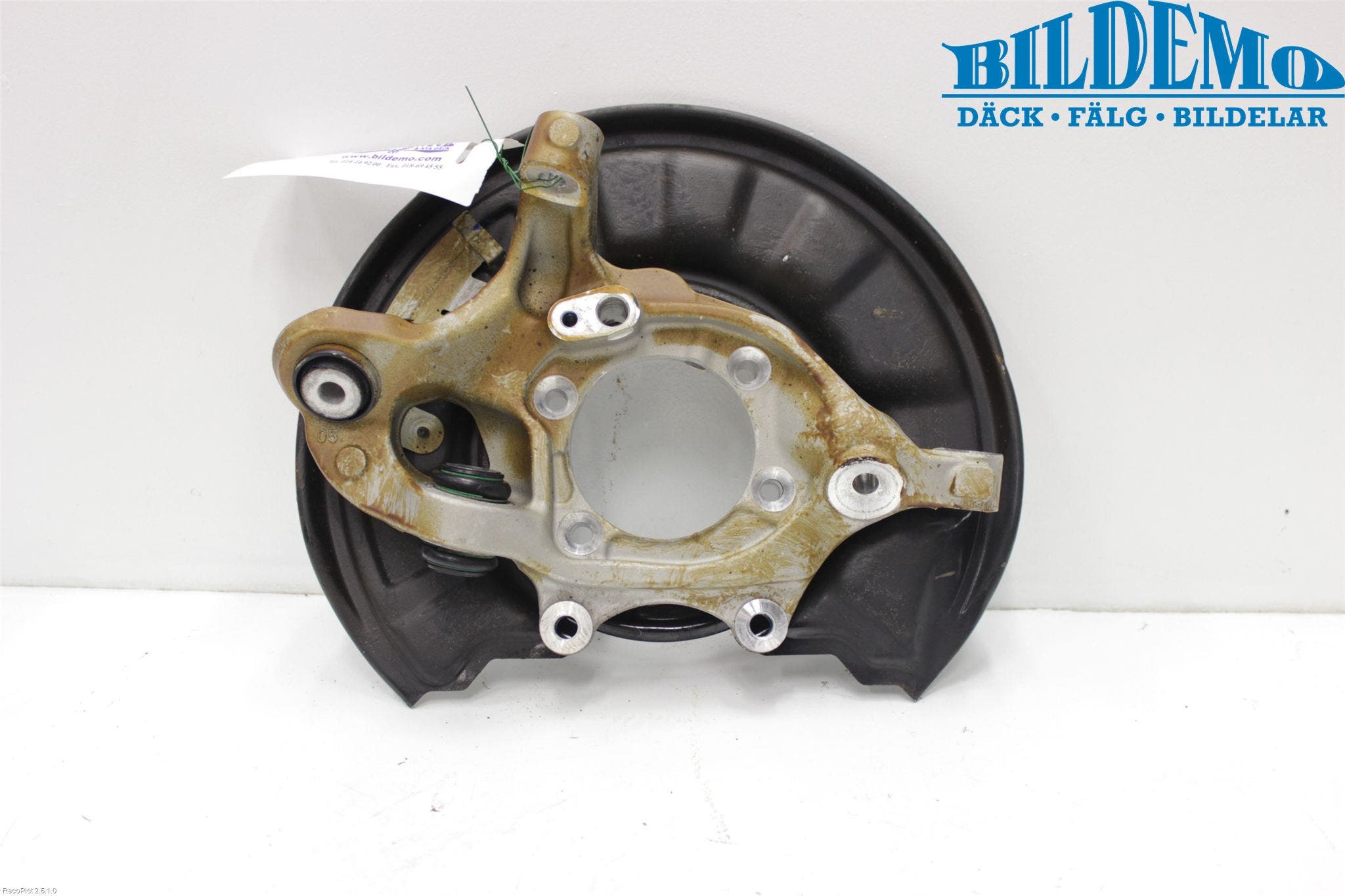 Mercedes-Benz MB C-KLASS (W204) 07-15 Hjullagerhus-Spindel Hö B