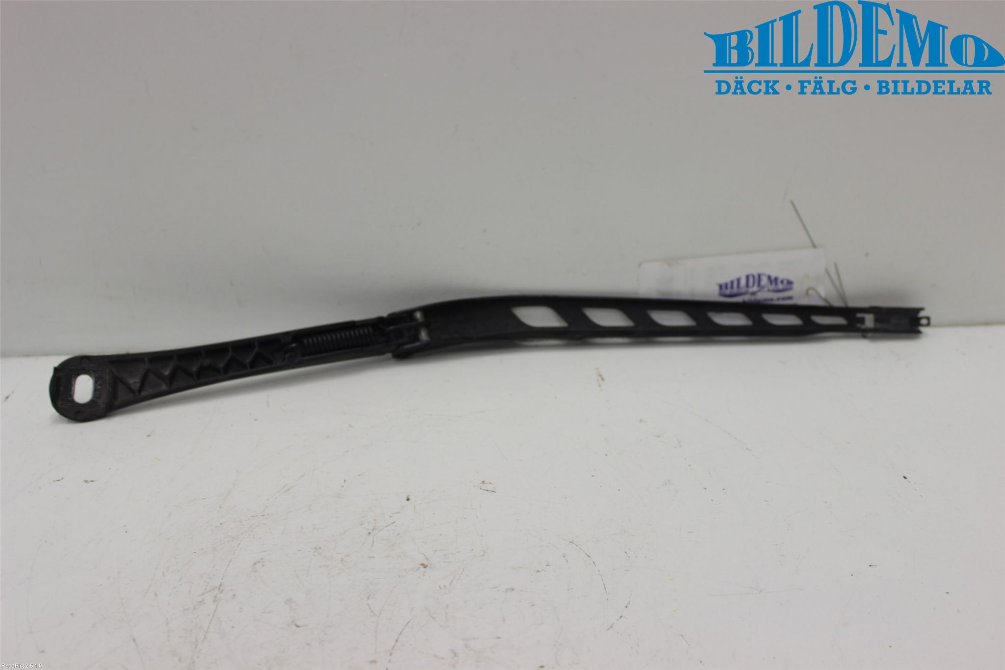 BMW 6 E63/64    02-10 Torkararm Armar Vindruta