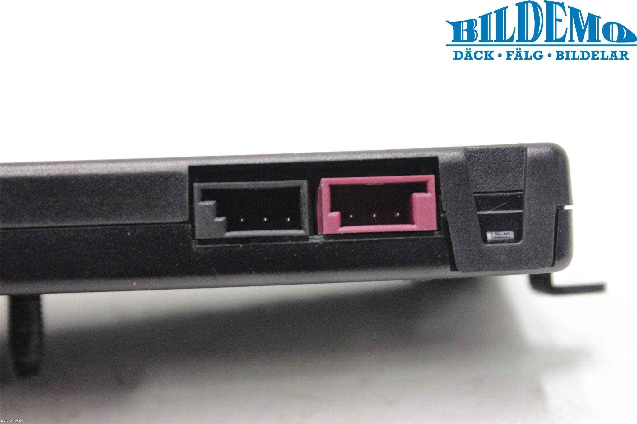 BMW X5 F15 13-18 Antennförstärkare