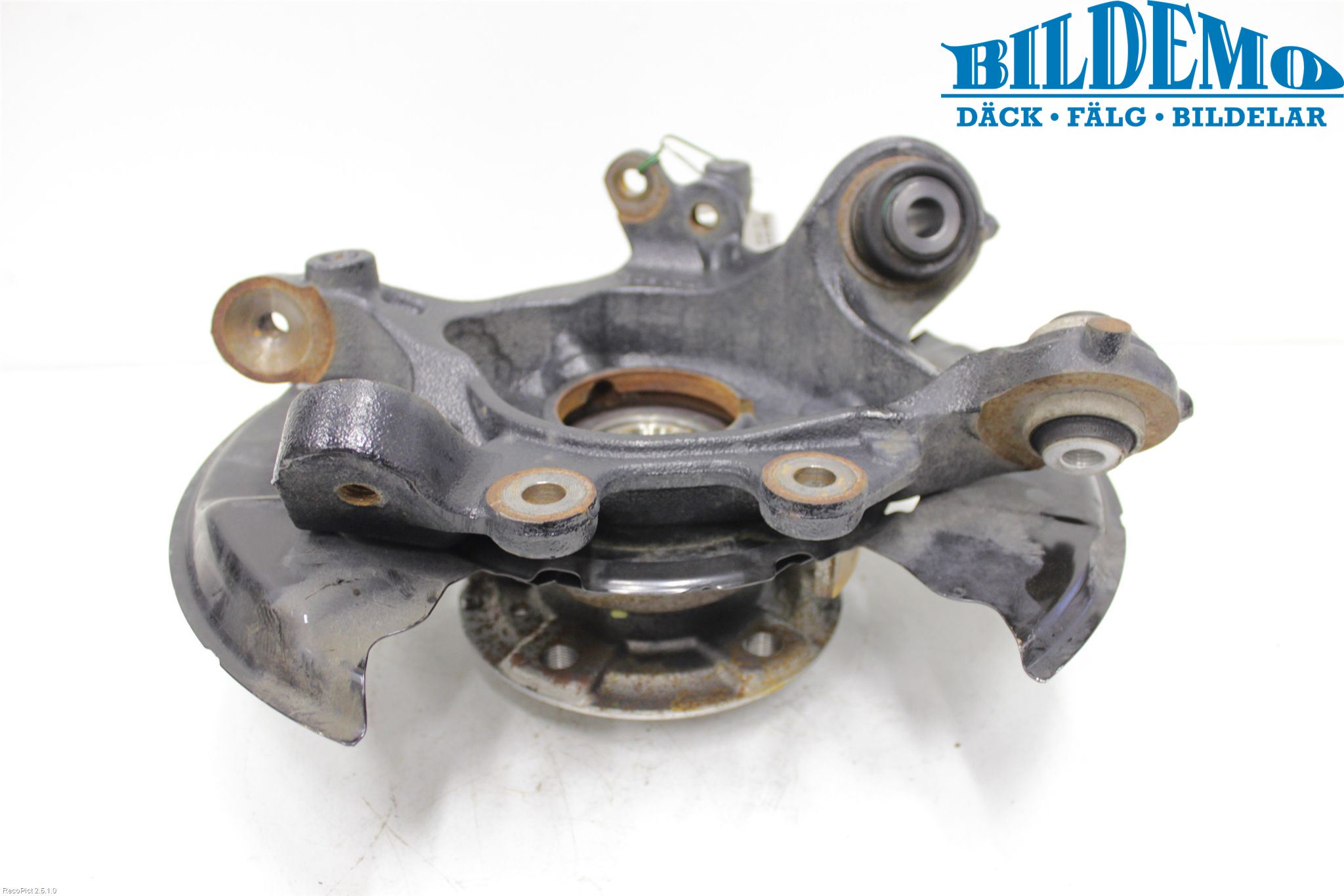 BMW 1 F20/F21 11-19 Hjullagerhus-Spindel Hö B