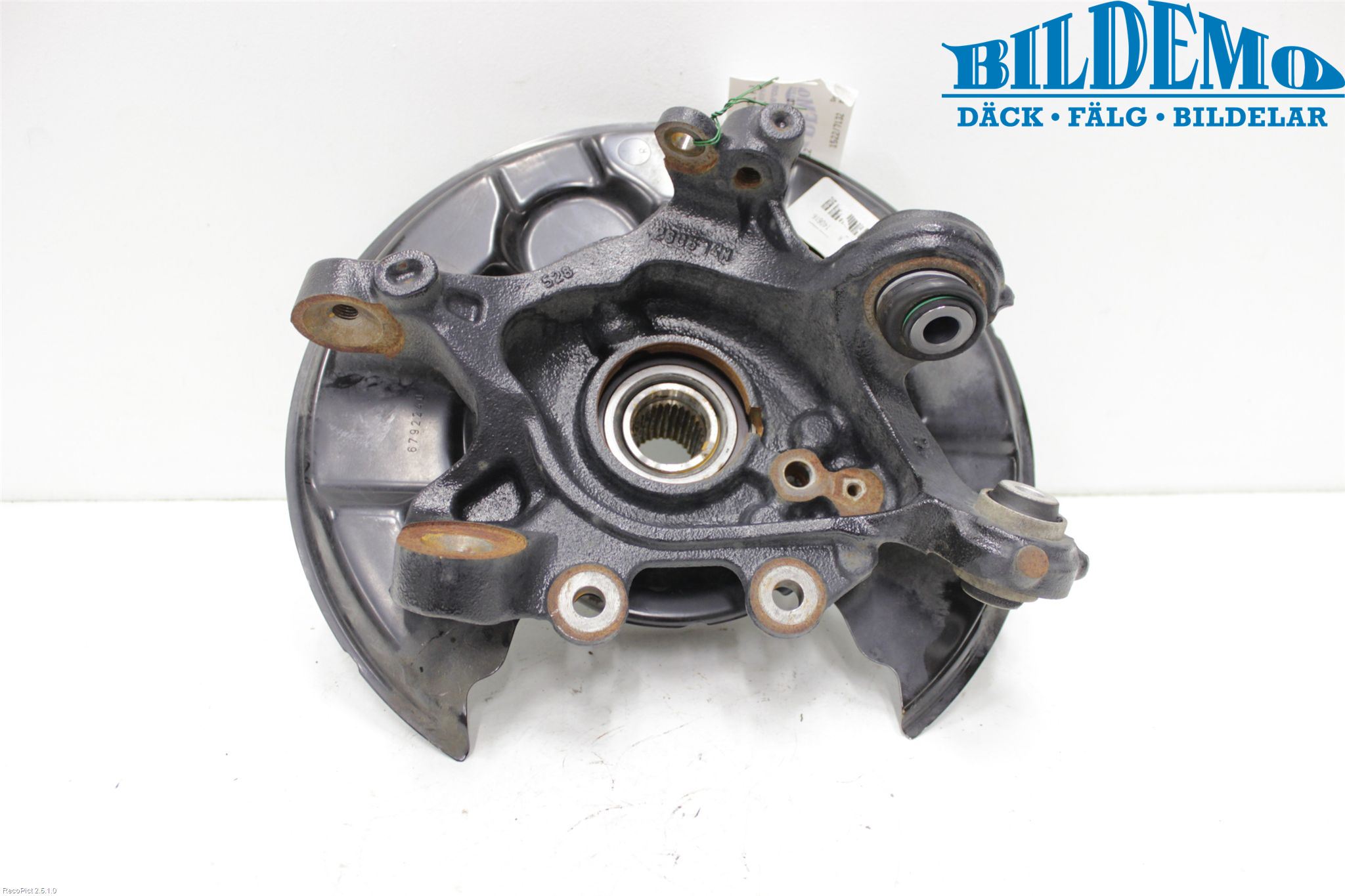 BMW 1 F20/F21 11-19 Hjullagerhus-Spindel Hö B