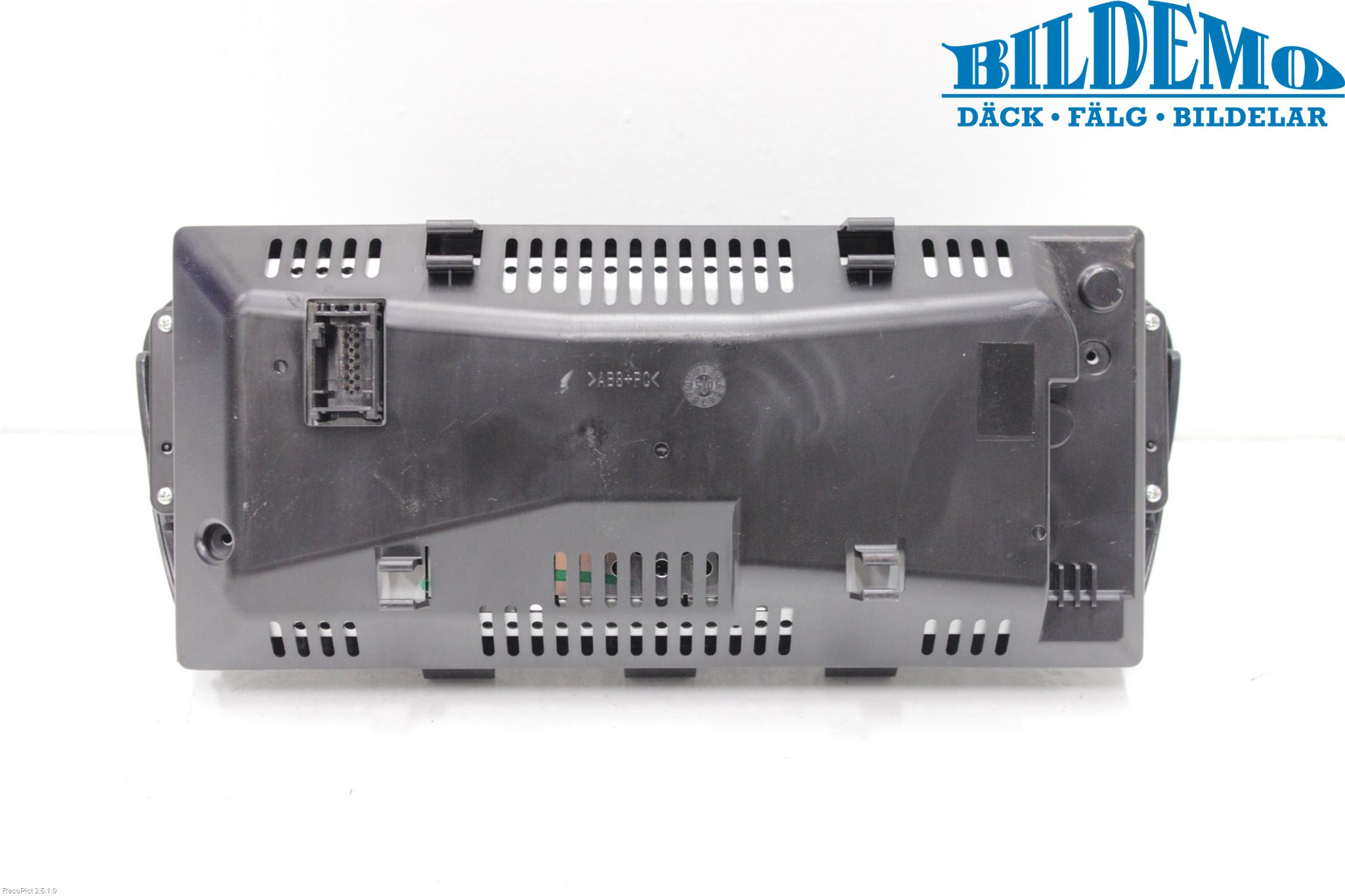 BMW 5 E60/61 Sed/Tou 02-10 Bildskärm