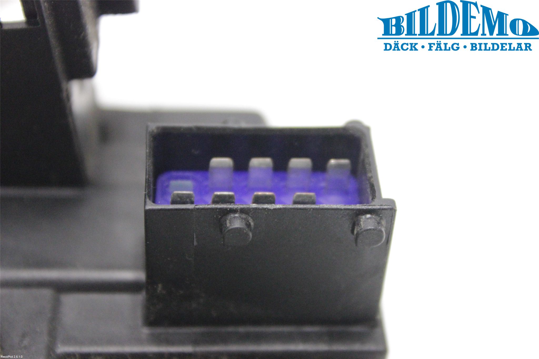 Opel VIVARO 01-14 Låskista-Dörrlås