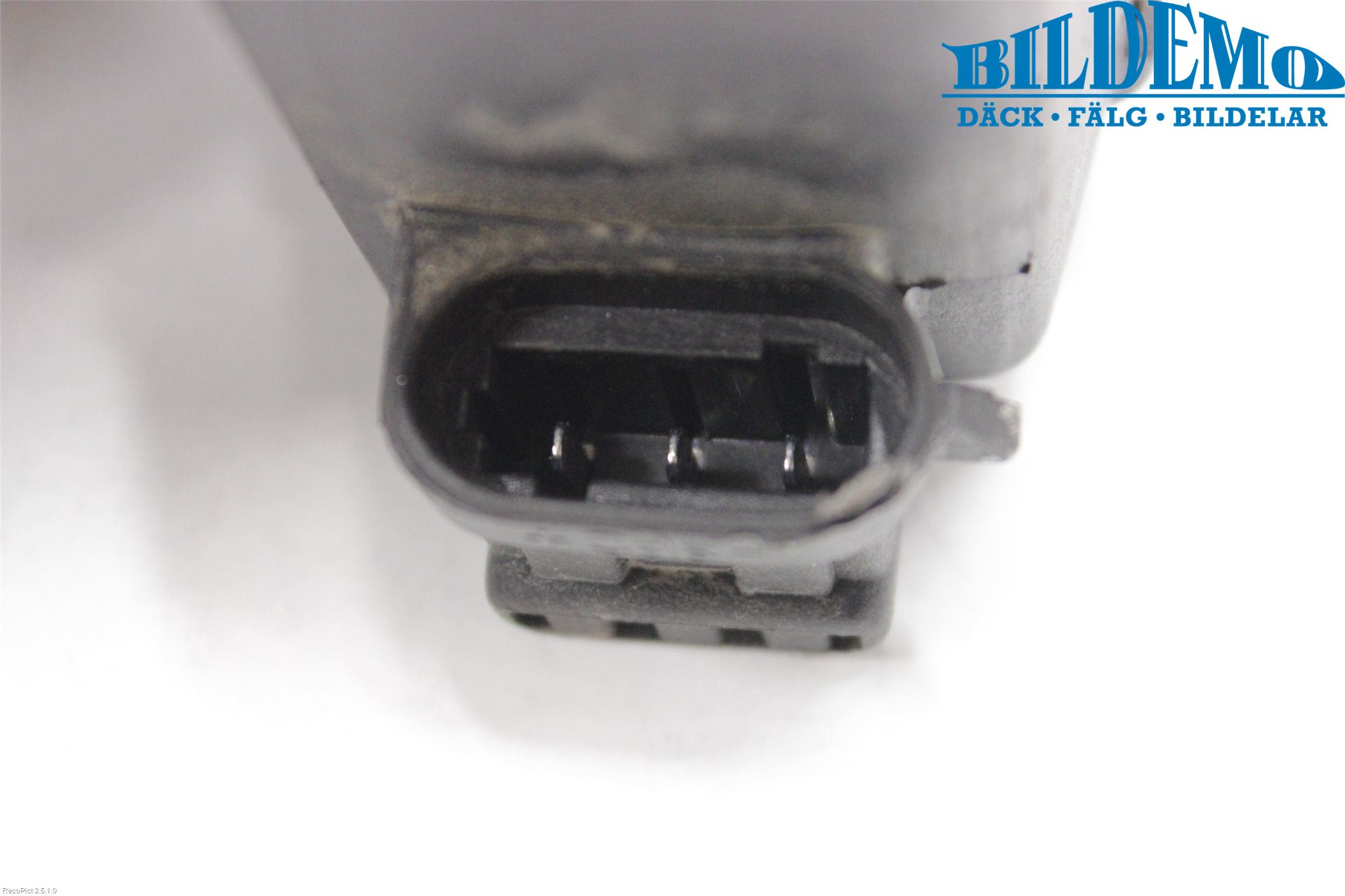 Opel VIVARO 01-14 Strålkastare Vänster