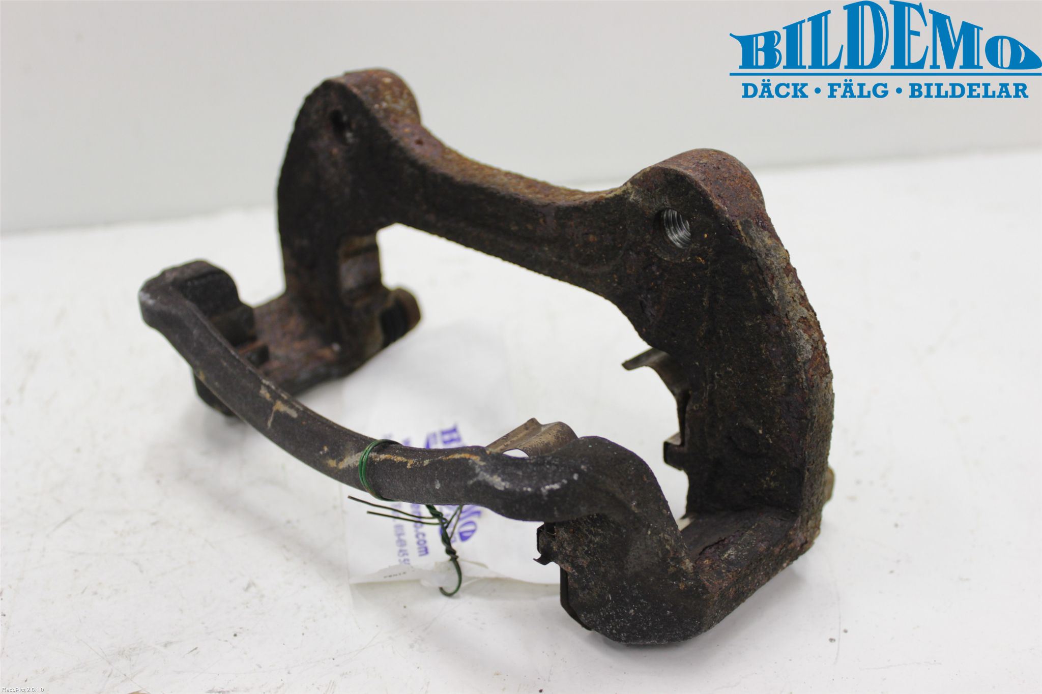 Saab 9-5 10-12 Bromsokshållare