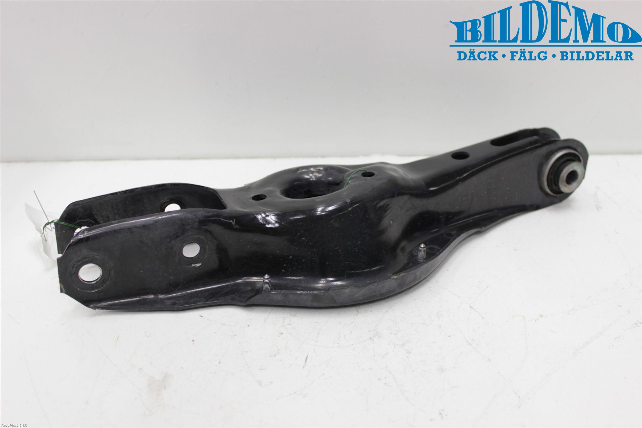 BMW 1 F20/F21 11-19 Bärarm Bak Höger