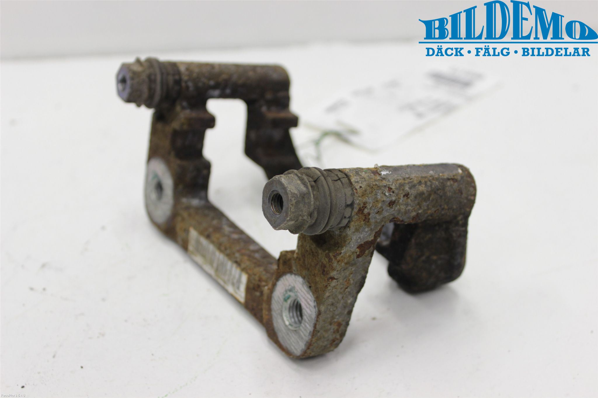 Saab 9-5 10-12 Bromsokshållare