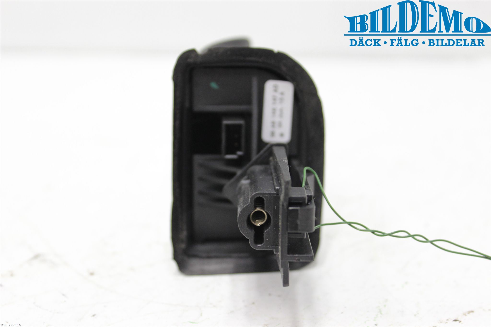 Ford FOCUS     99-04 Farthållare