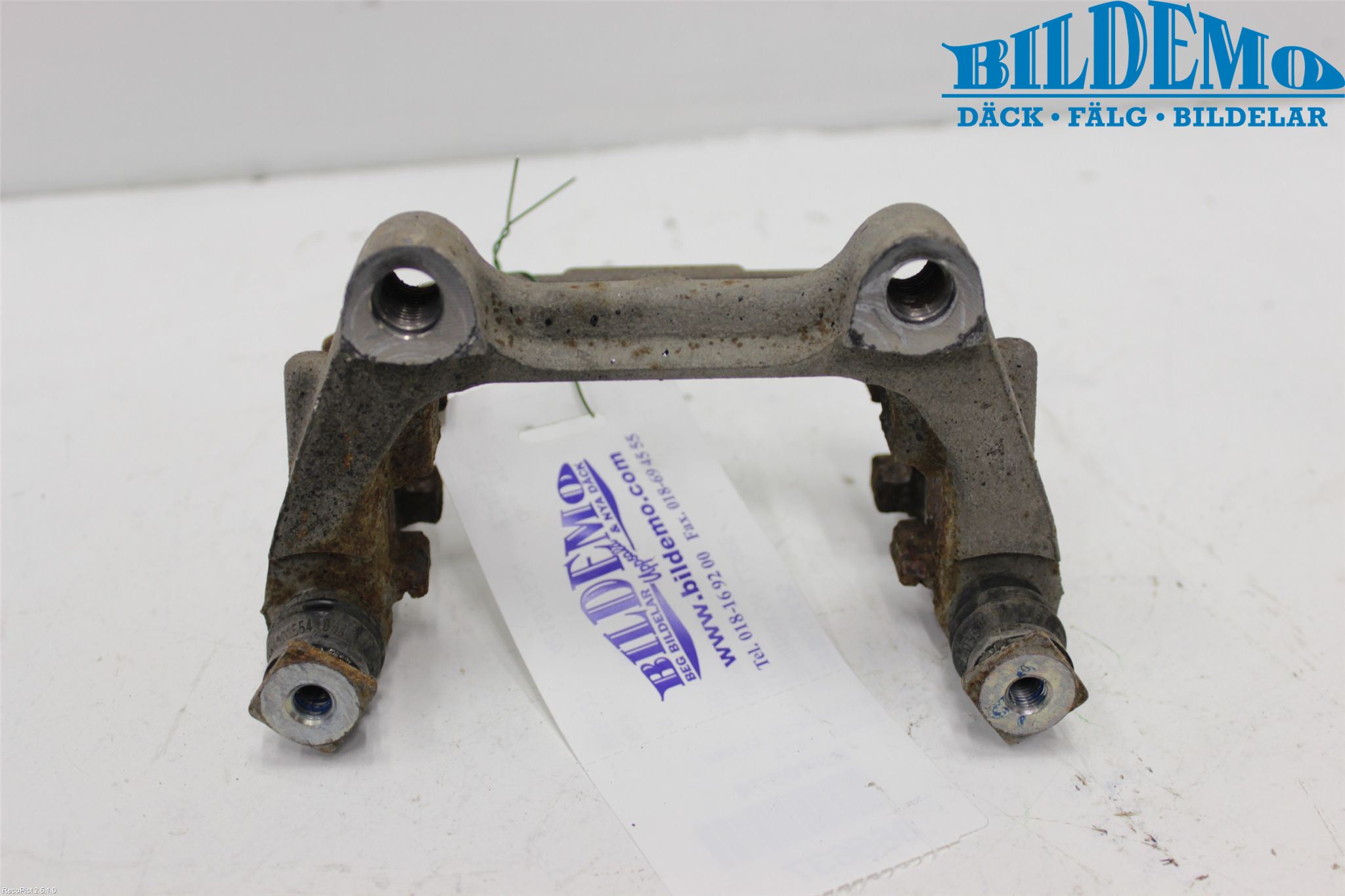 Skoda YETI Bromsokshållare