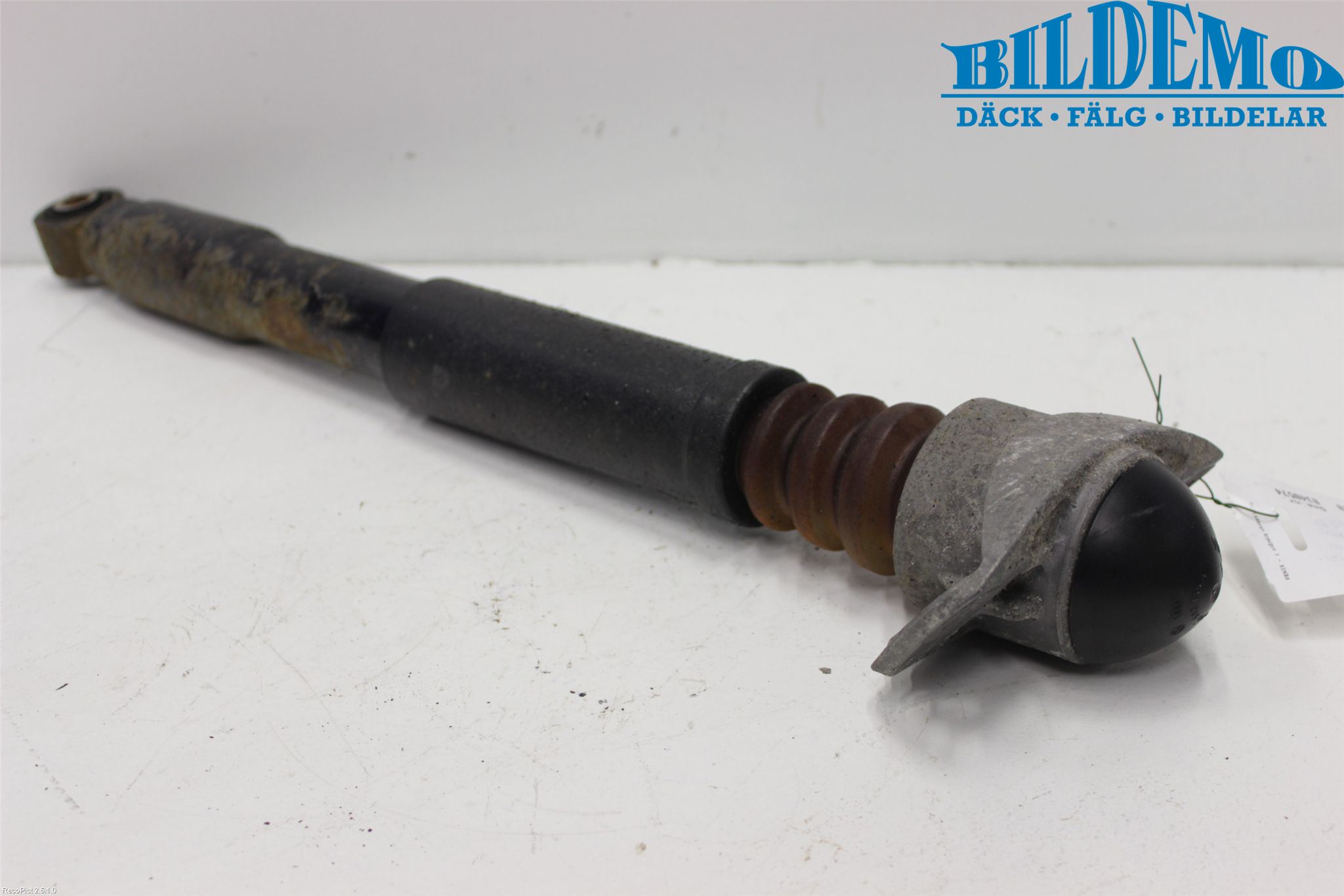 Skoda YETI Stötdämpare Bak